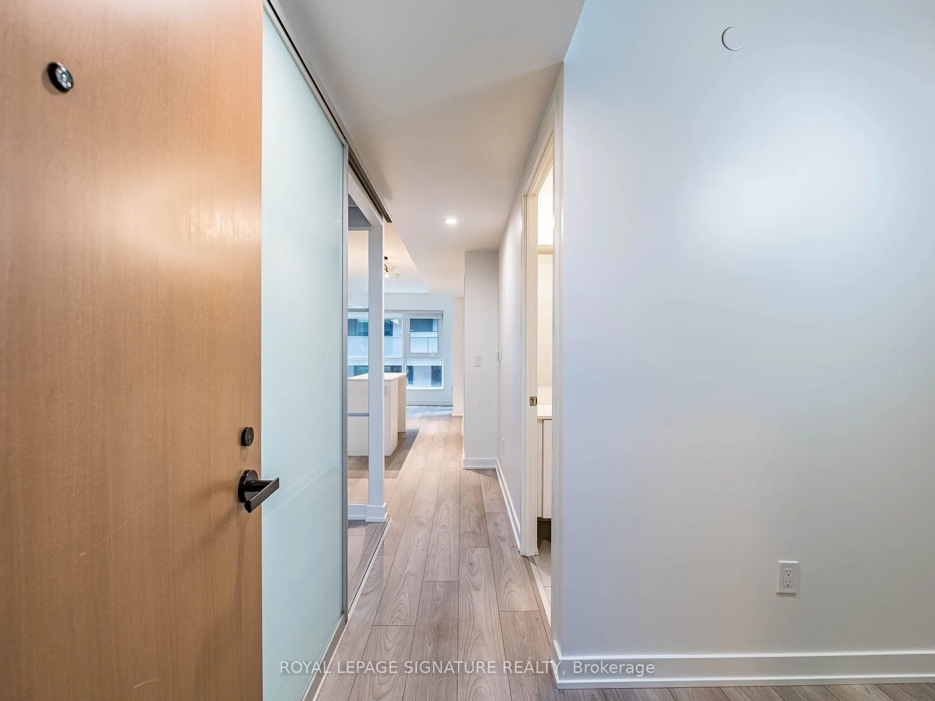8 Tippett Road, #525