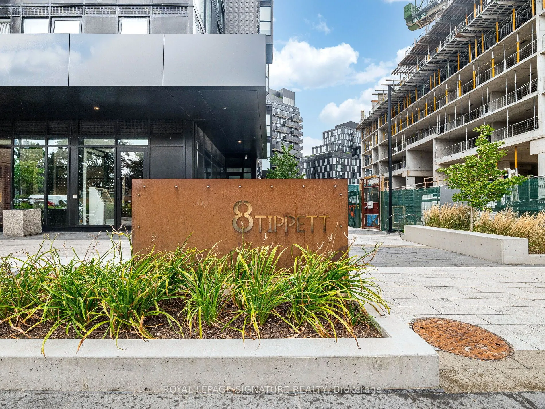 8 Tippett Road, #525