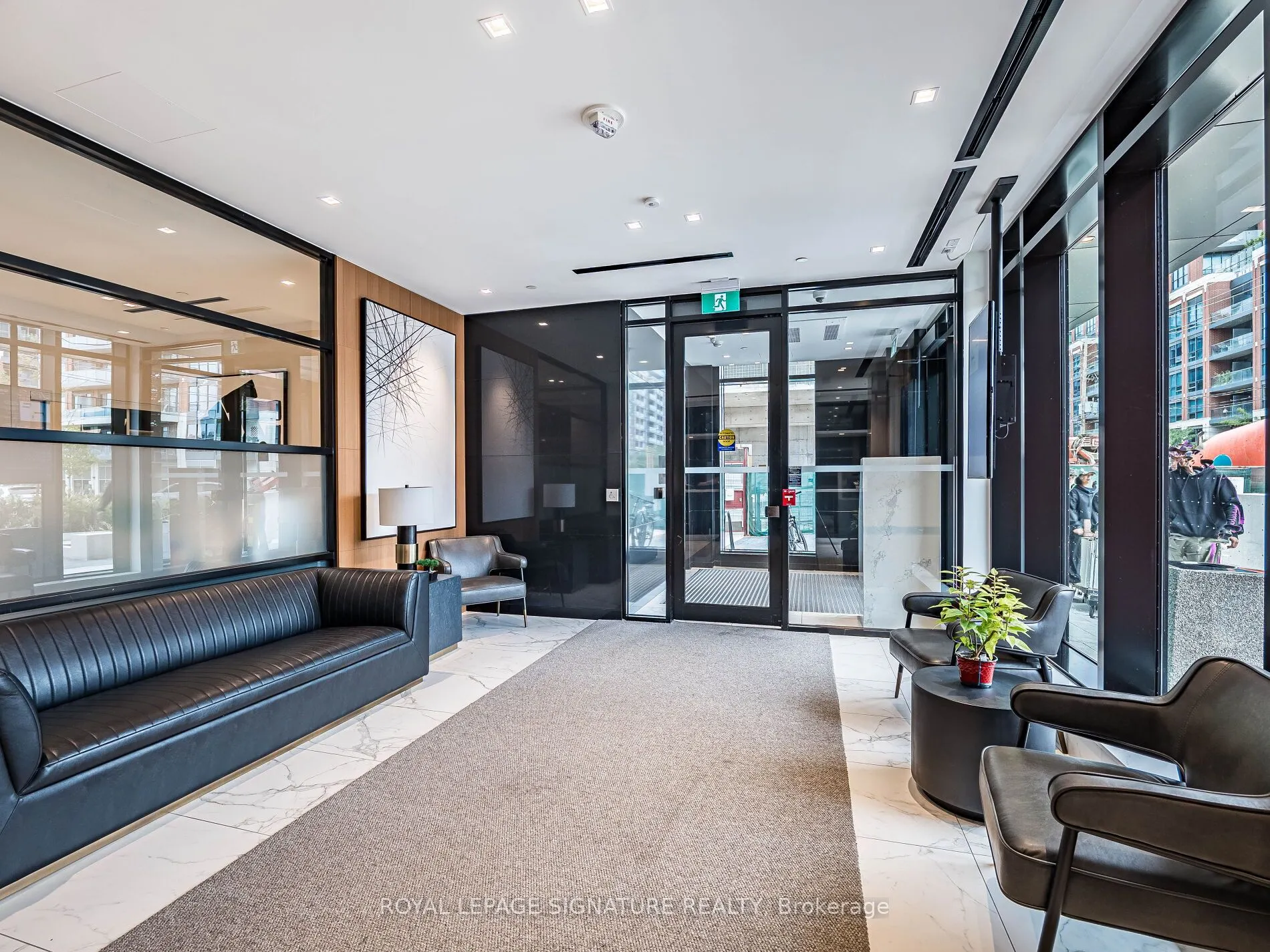 8 Tippett Road, #525