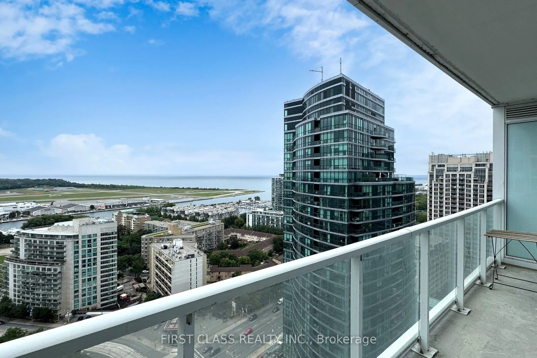 19 Bathurst Street, #3012