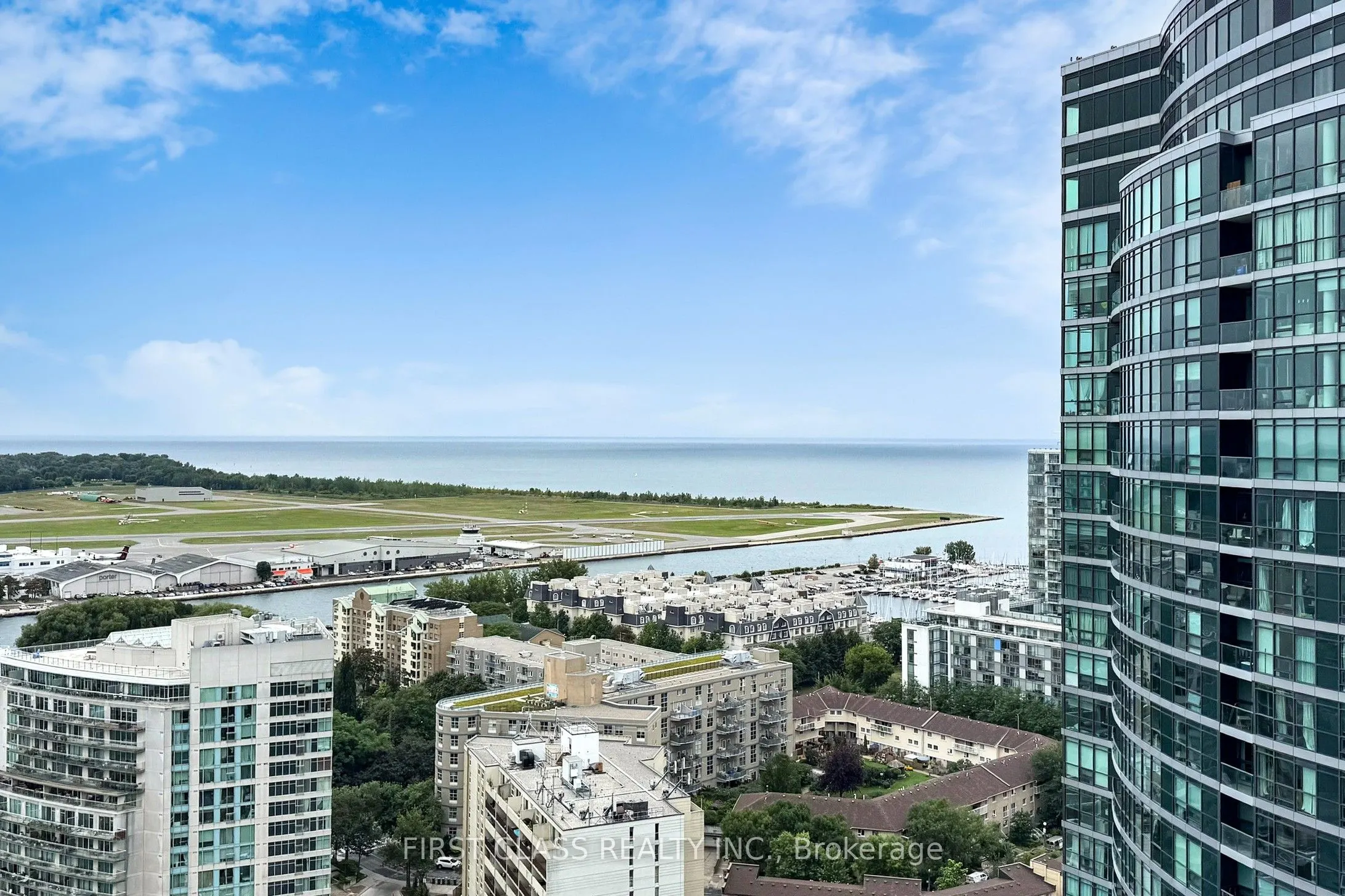 19 Bathurst Street, #3012