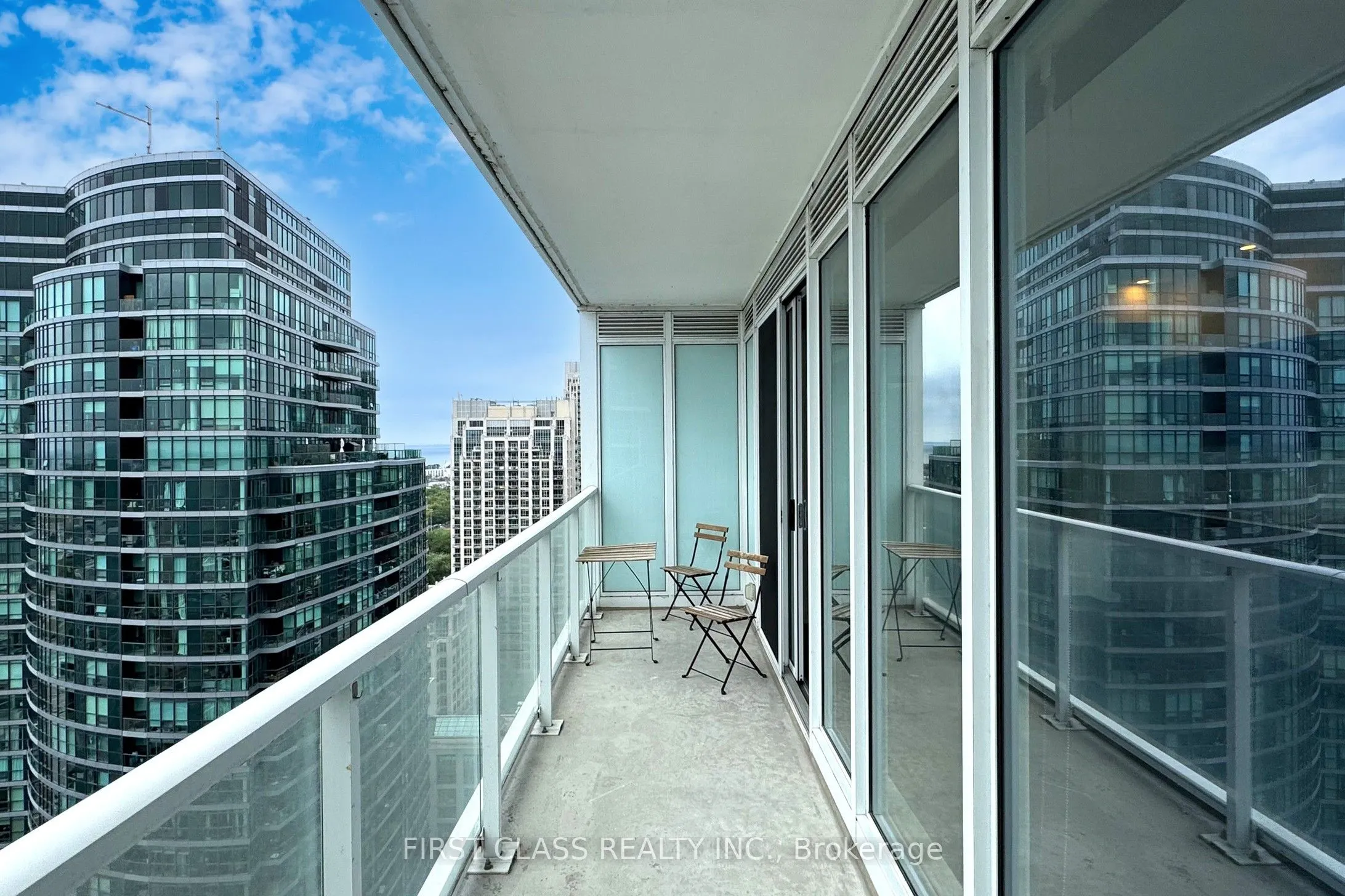 19 Bathurst Street, #3012