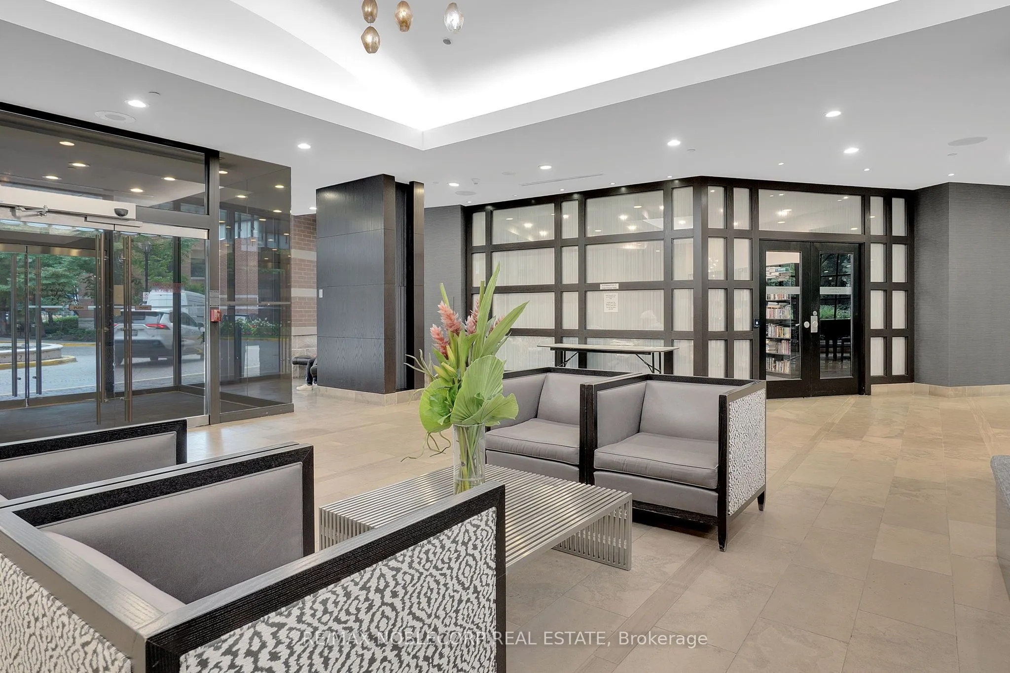 33 Sheppard Avenue E, #500