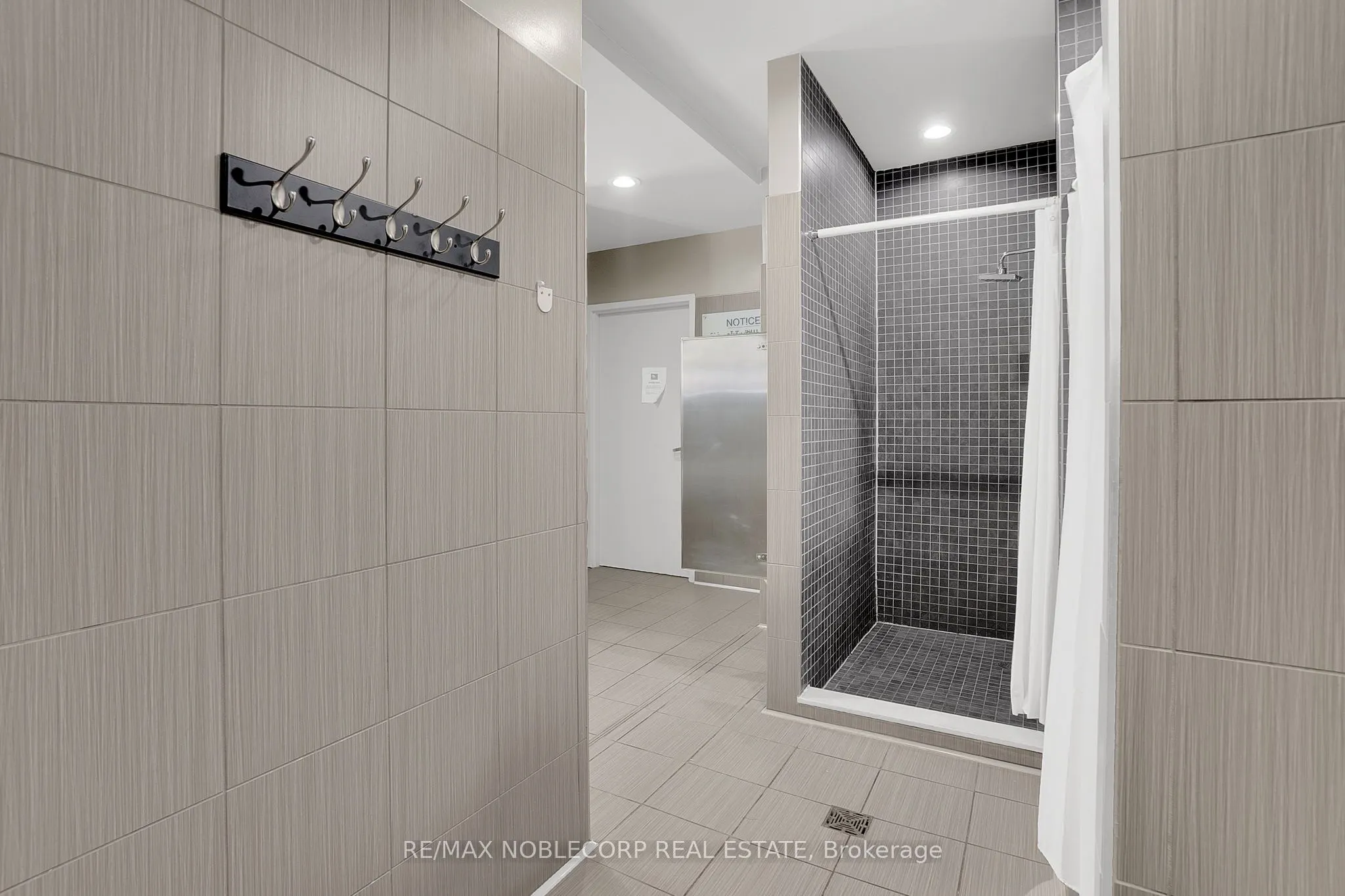 33 Sheppard Avenue E, #500