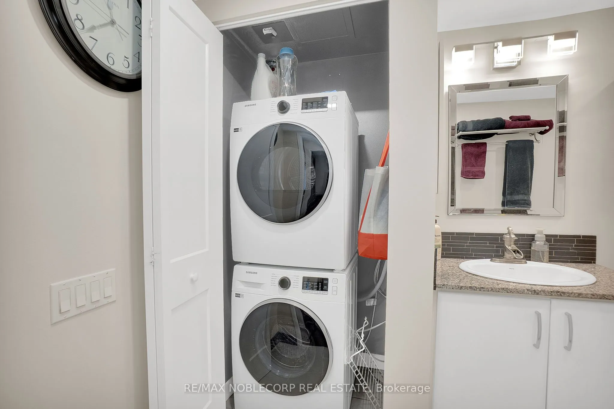 33 Sheppard Avenue E, #500