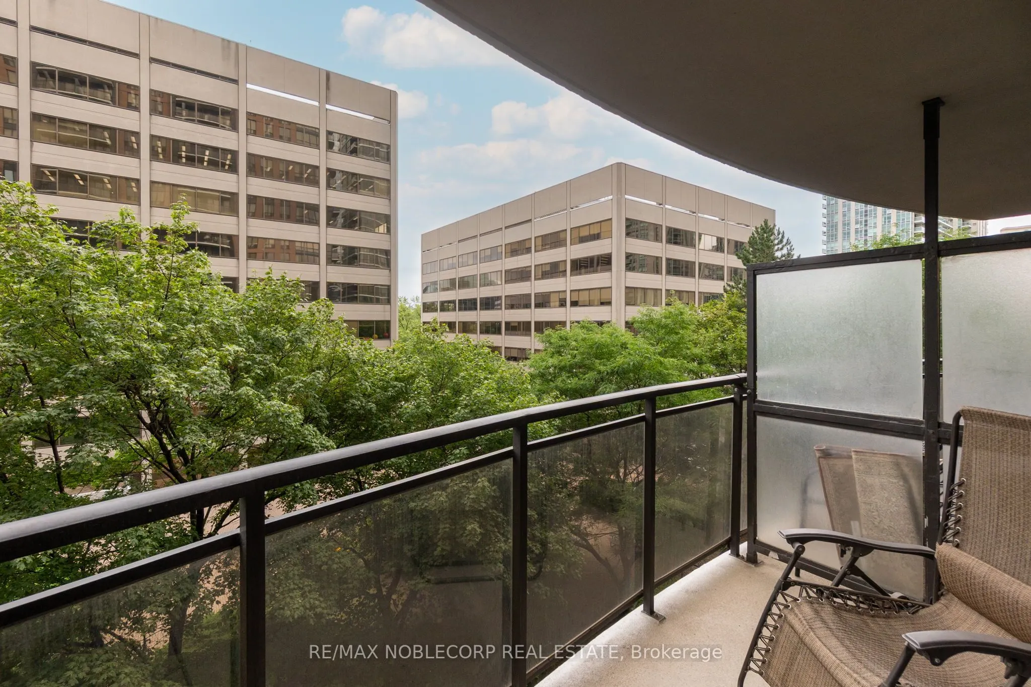 33 Sheppard Avenue E, #500