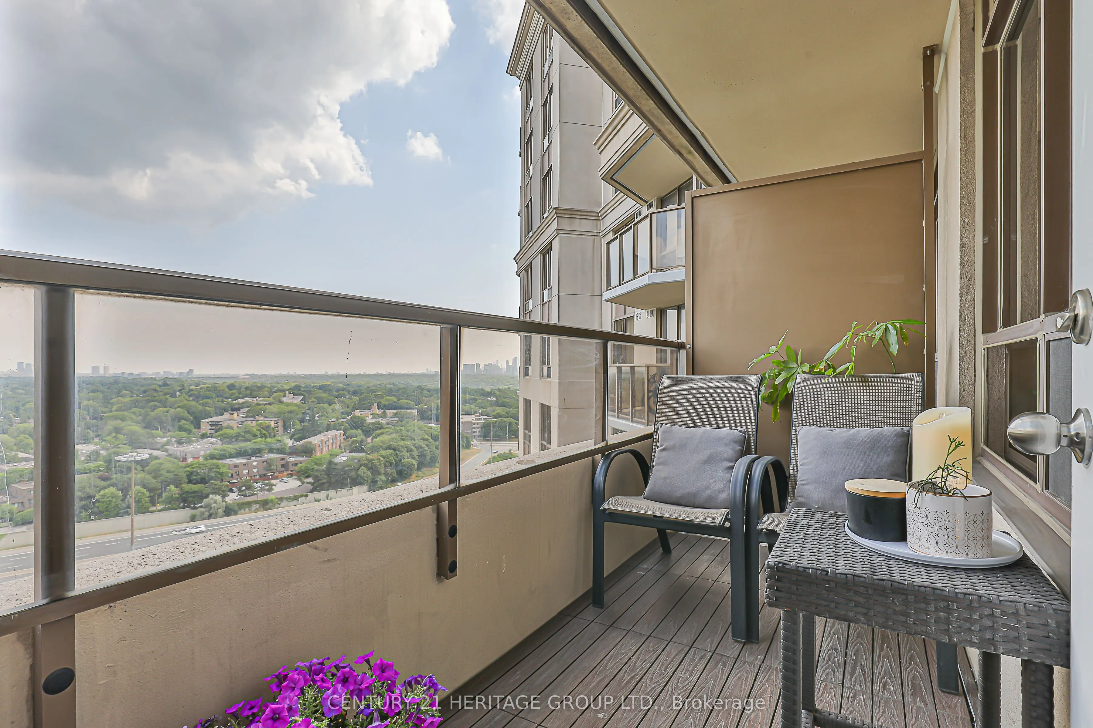 78 Harrison Garden Boulevard S, #1704