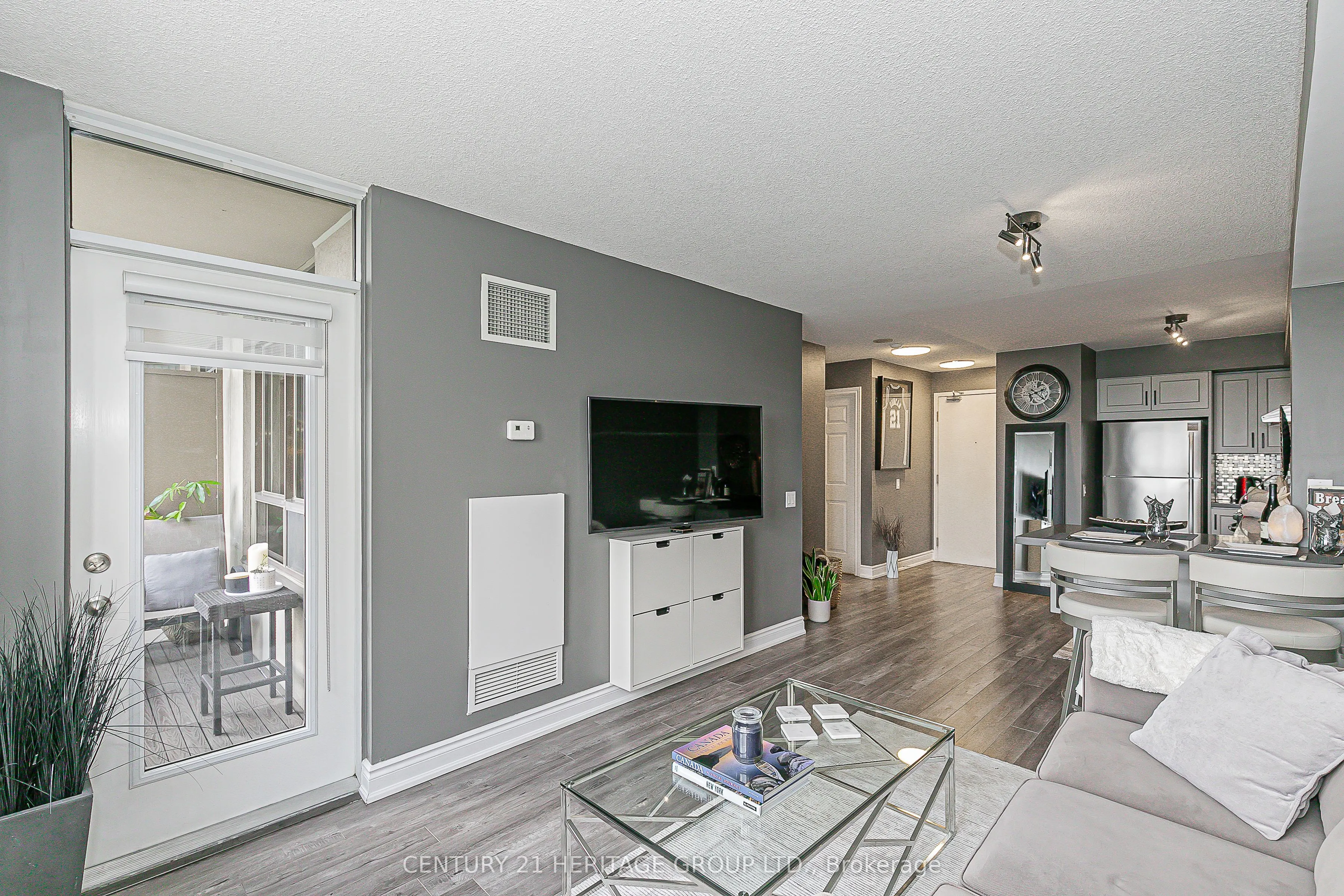 78 Harrison Garden Boulevard S, #1704