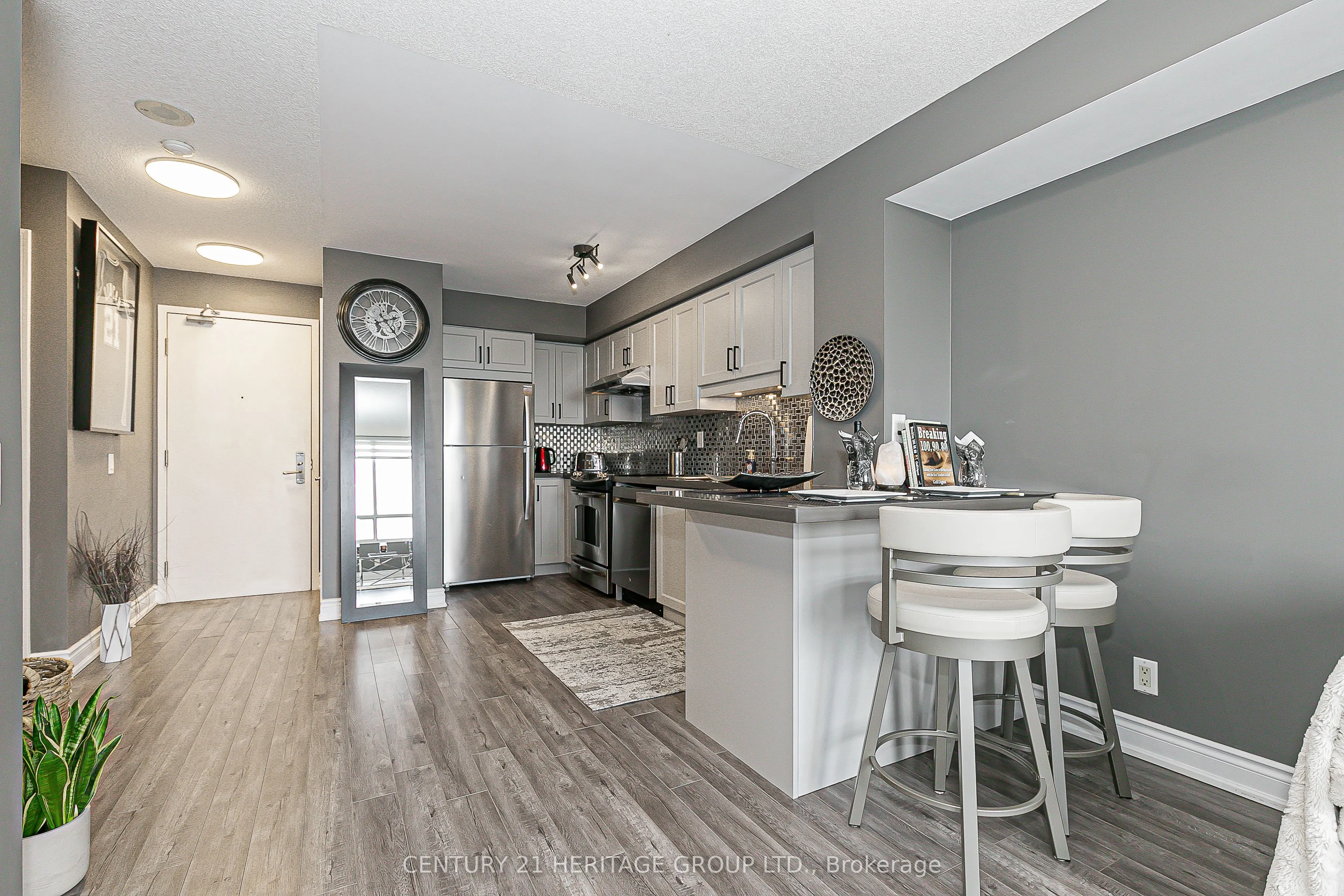 78 Harrison Garden Boulevard S, #1704