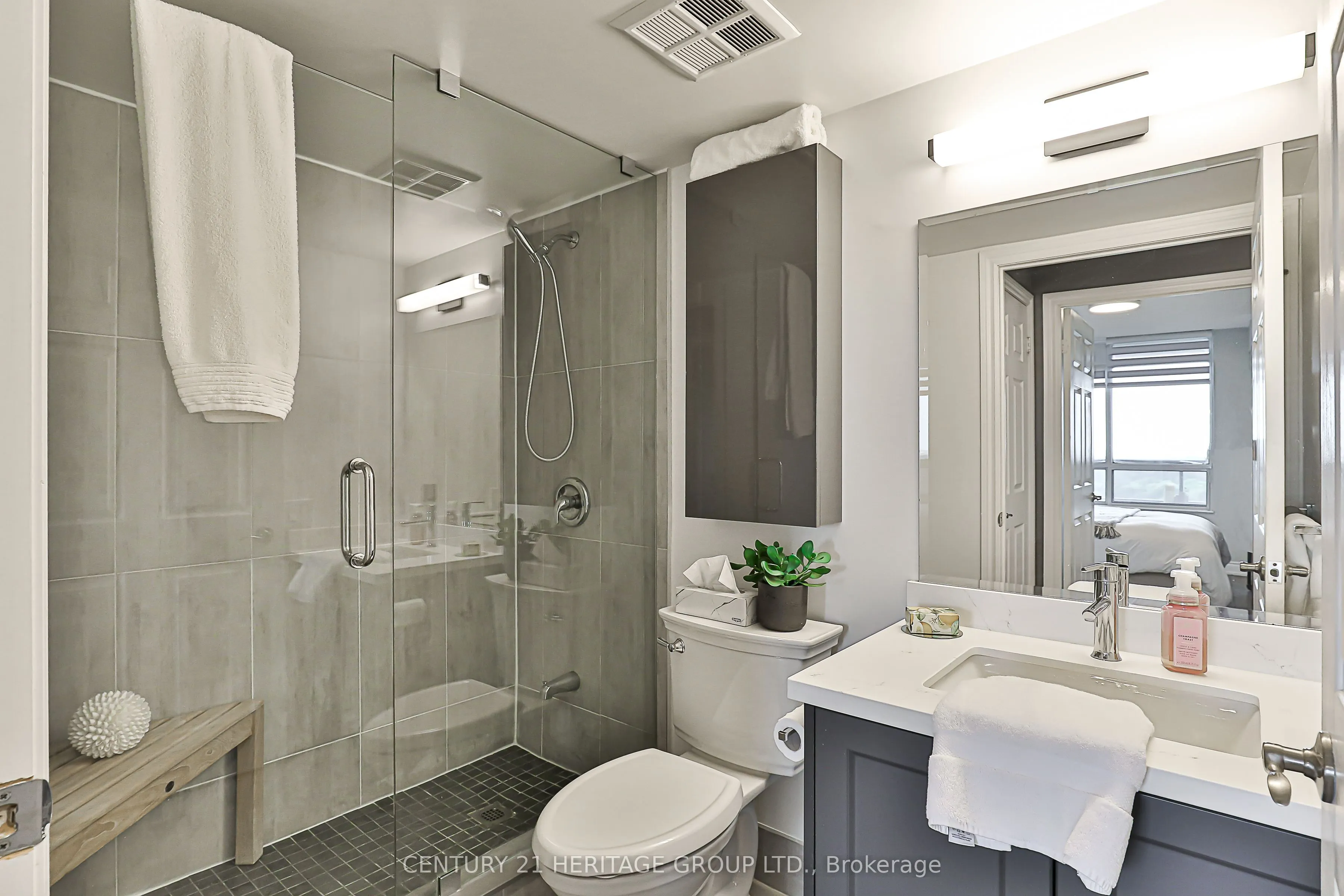 78 Harrison Garden Boulevard S, #1704