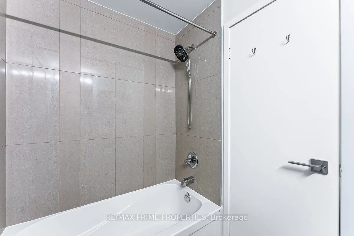 89 Dunfield Avenue, #2201