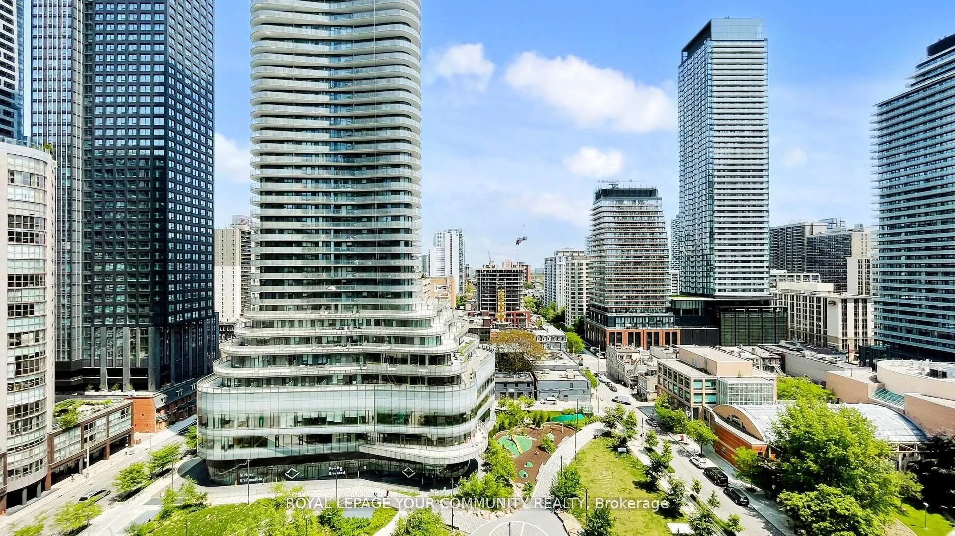 909 Bay Street, #1609