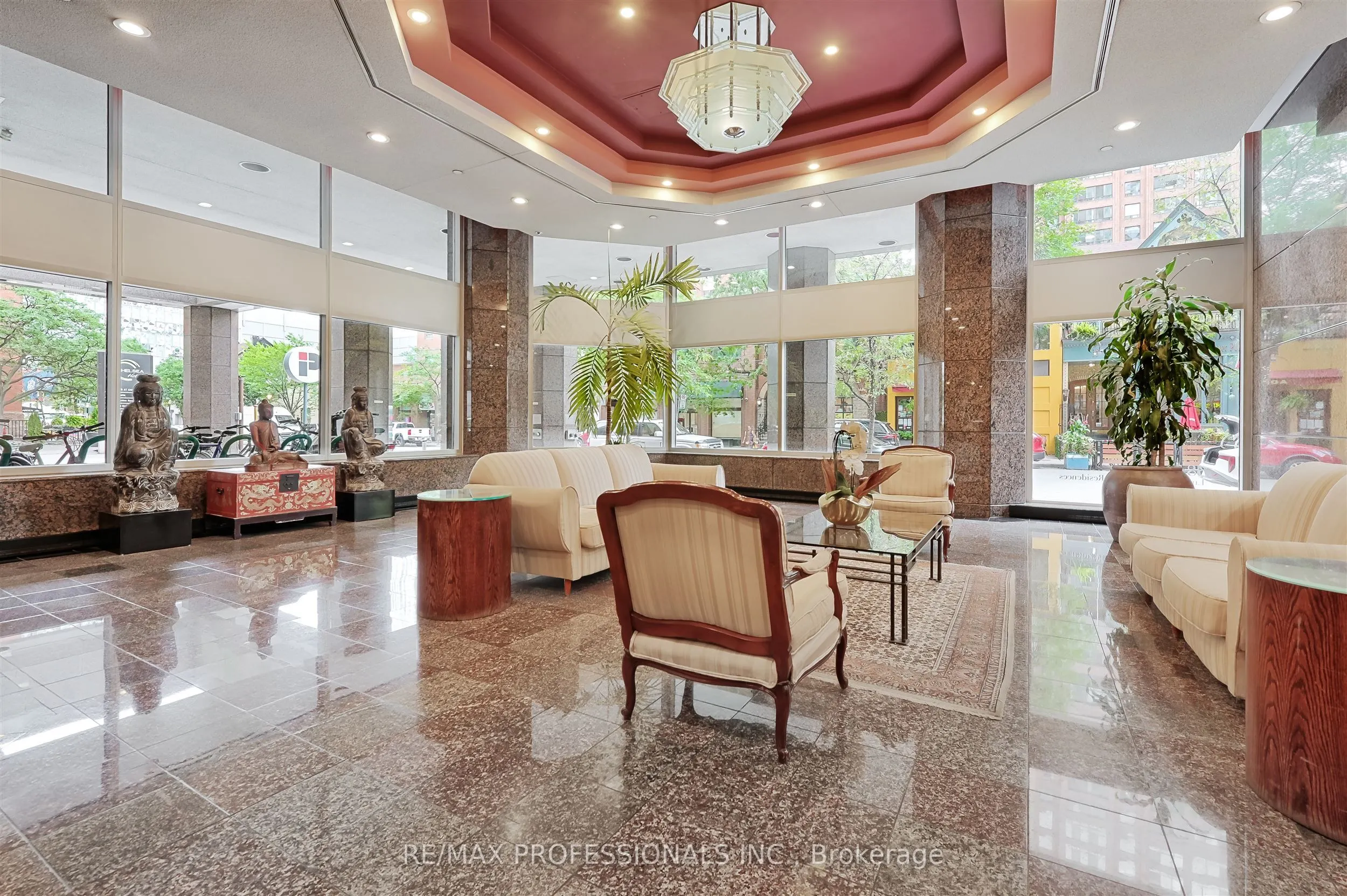 38 Elm Street, #3110