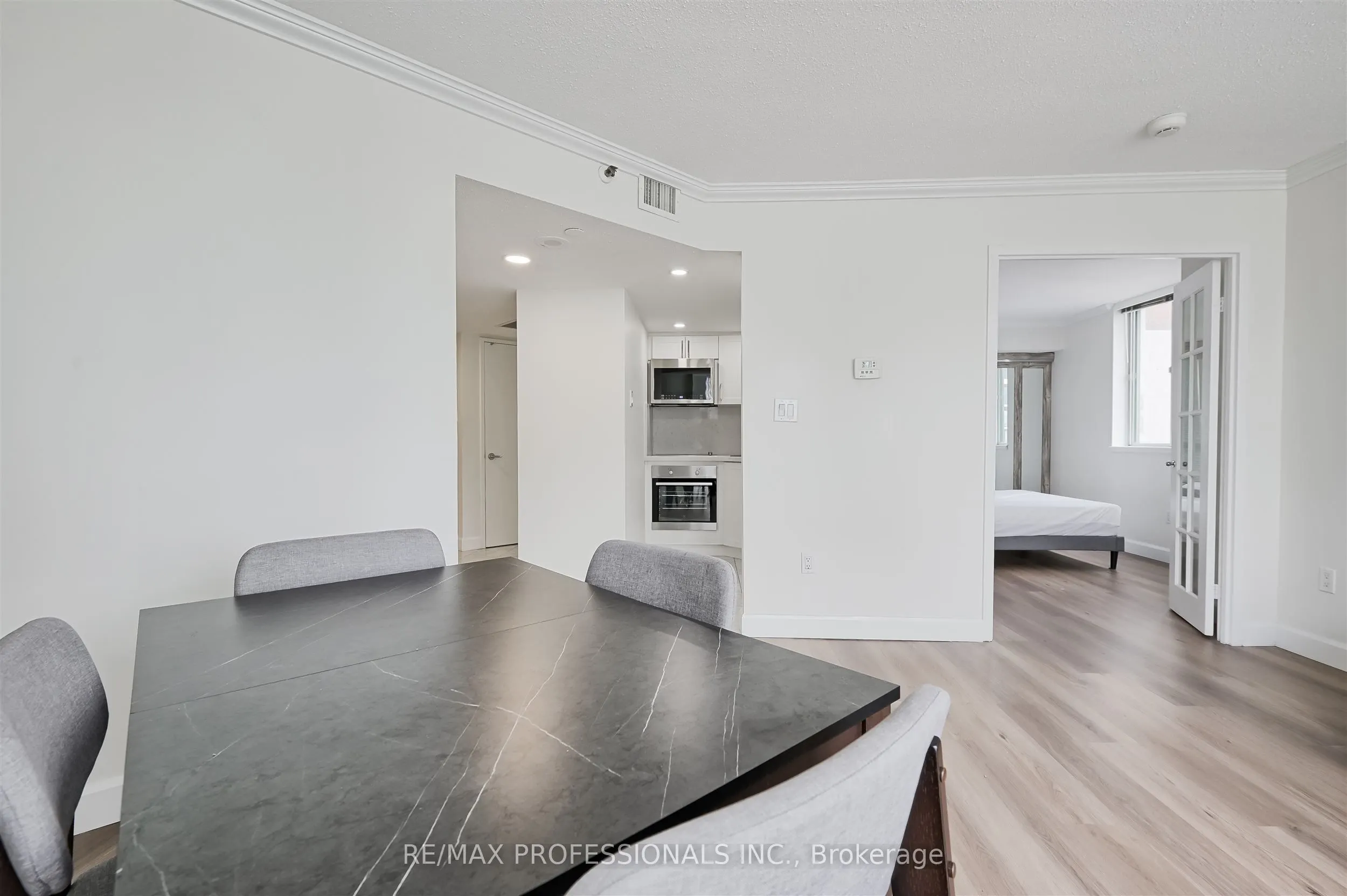 38 Elm Street, #3110