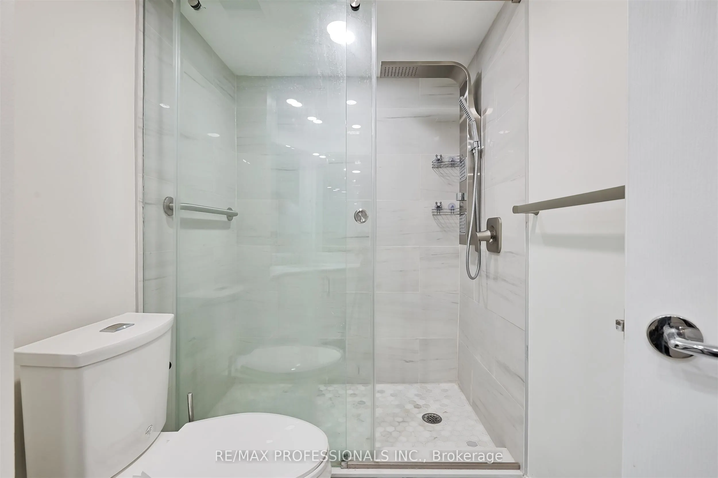 38 Elm Street, #3110