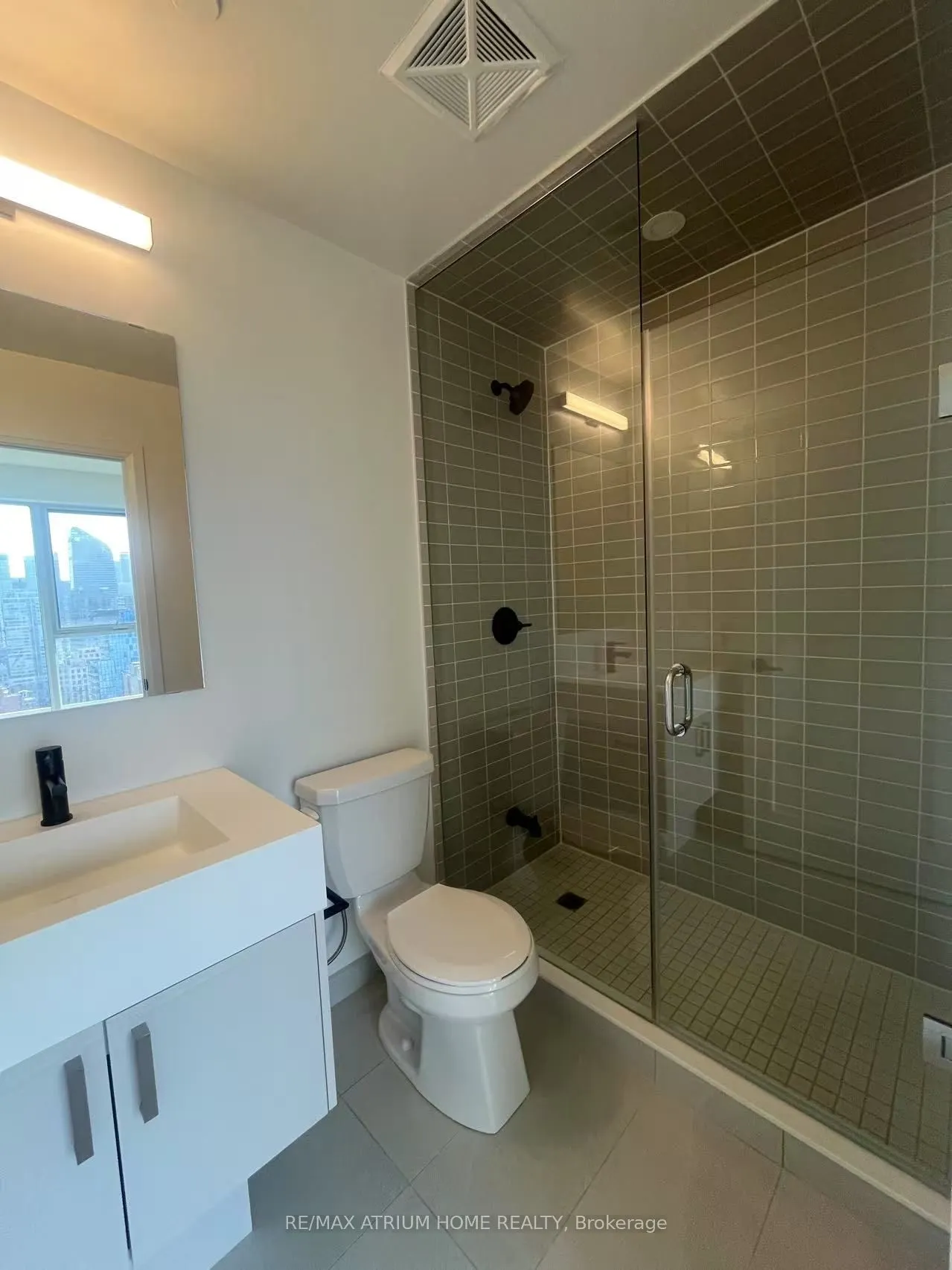 280 Dundas Street W, #2607