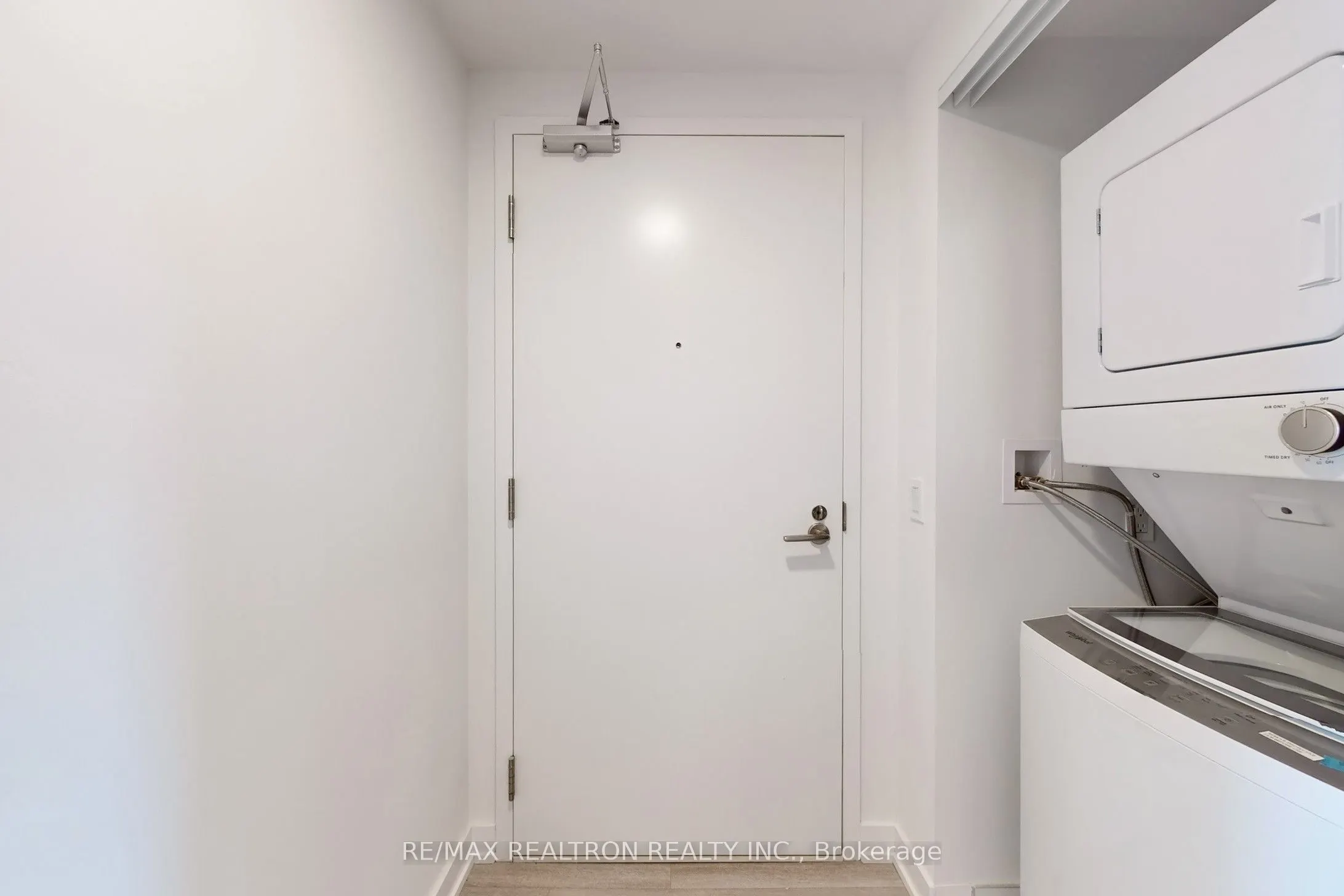 238 Simcoe Street, #1901