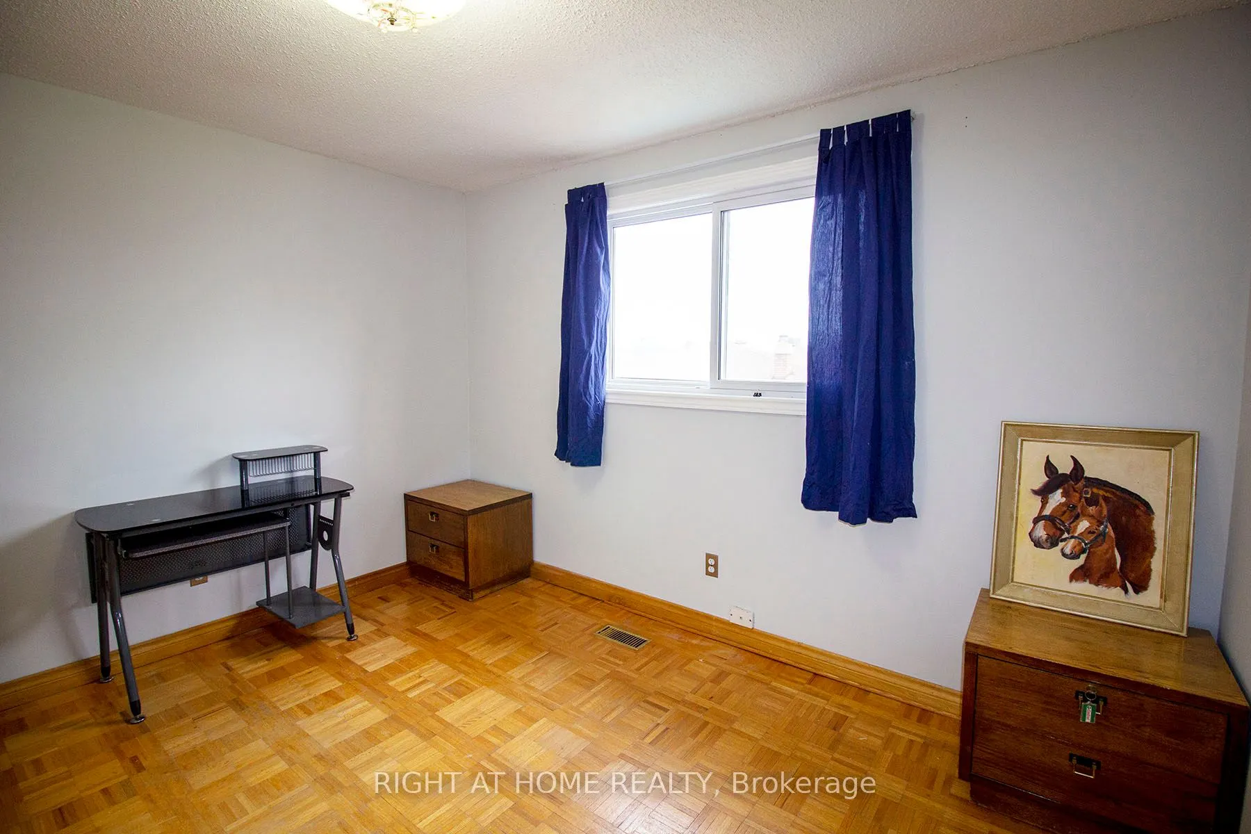 55 Mentor Boulevard, #Upper Unit