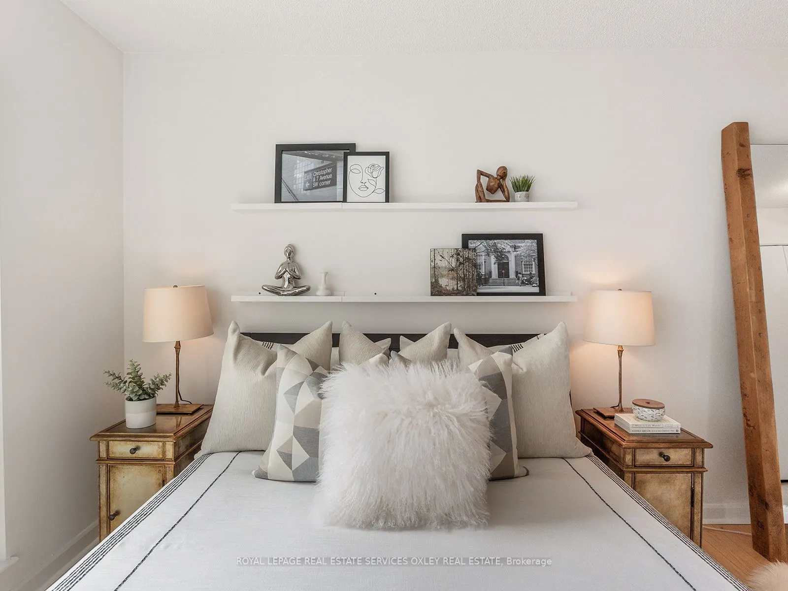 8 Park Road, #3312
