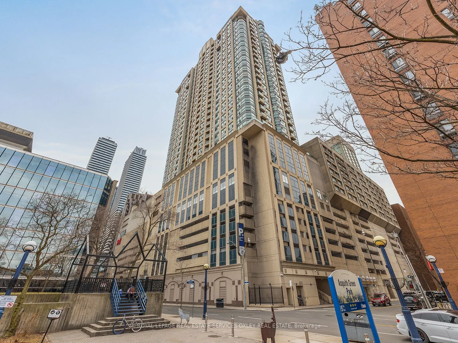 8 Park Road, #3312