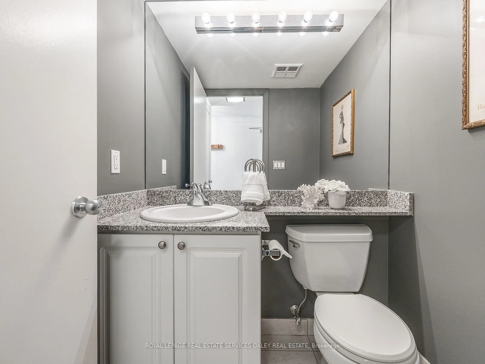 8 Park Road, #3312