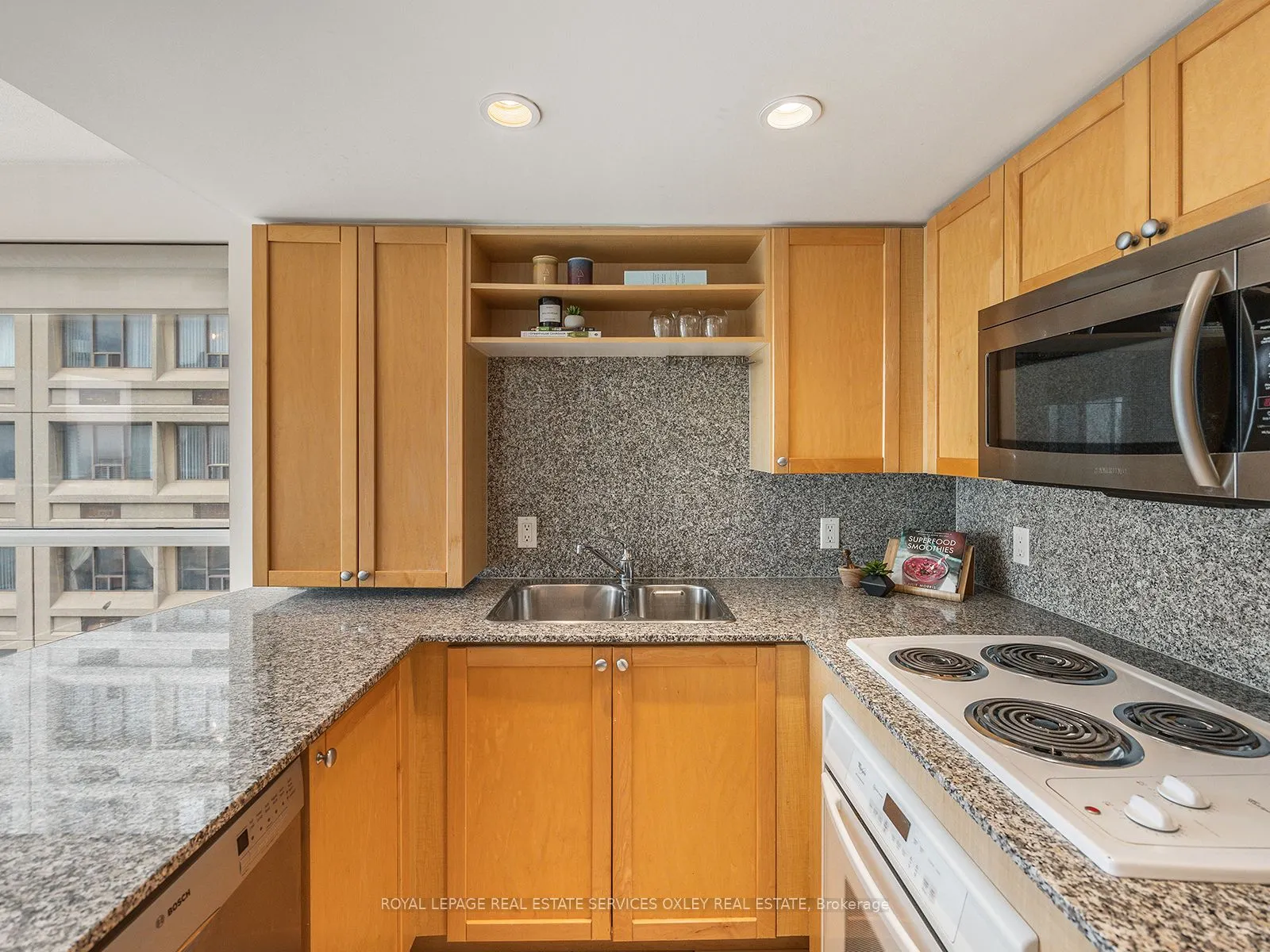 8 Park Road, #3312