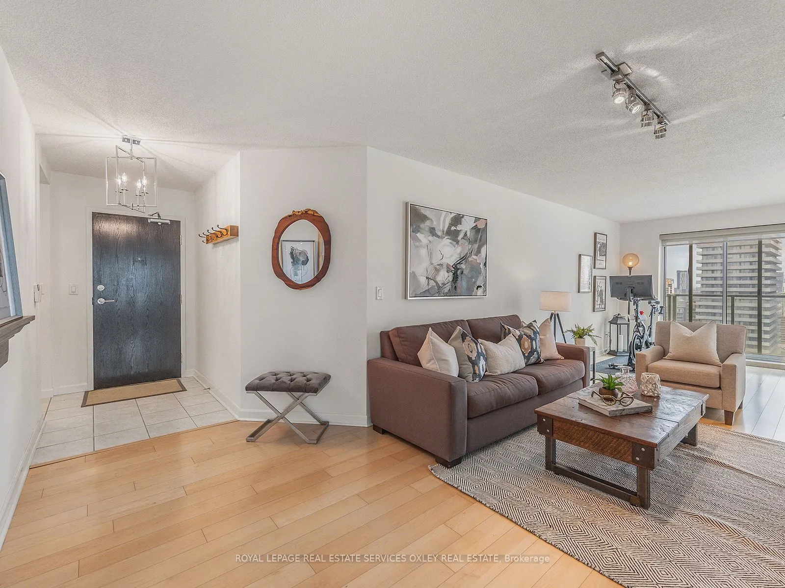 8 Park Road, #3312