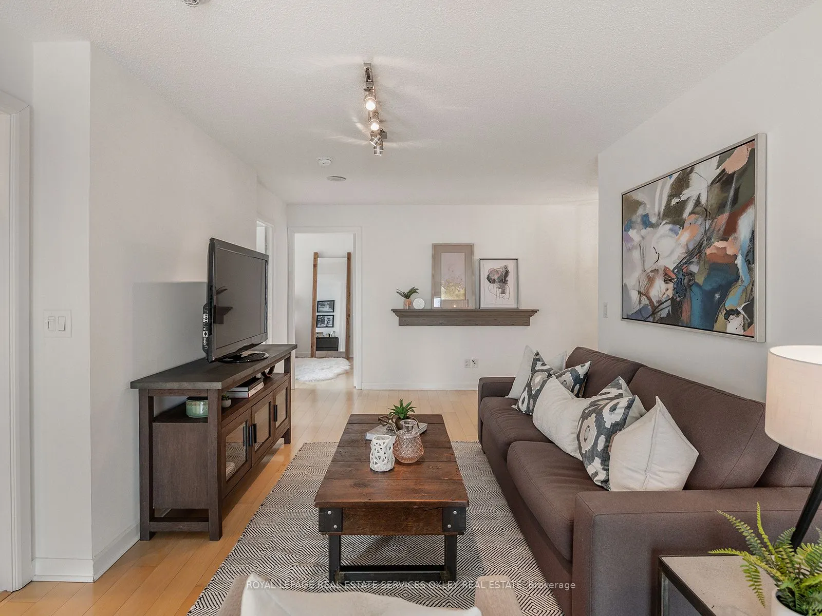 8 Park Road, #3312