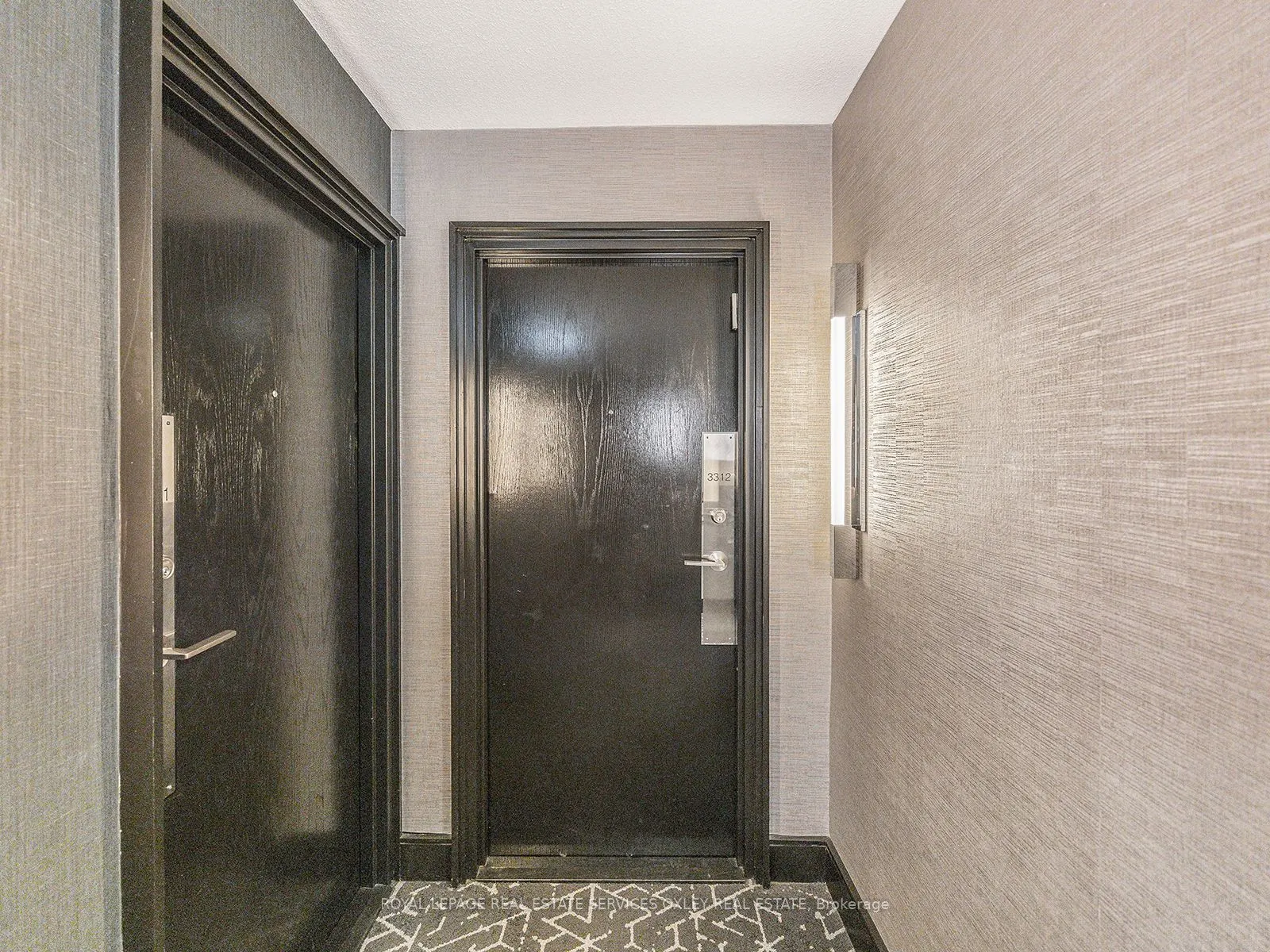 8 Park Road, #3312