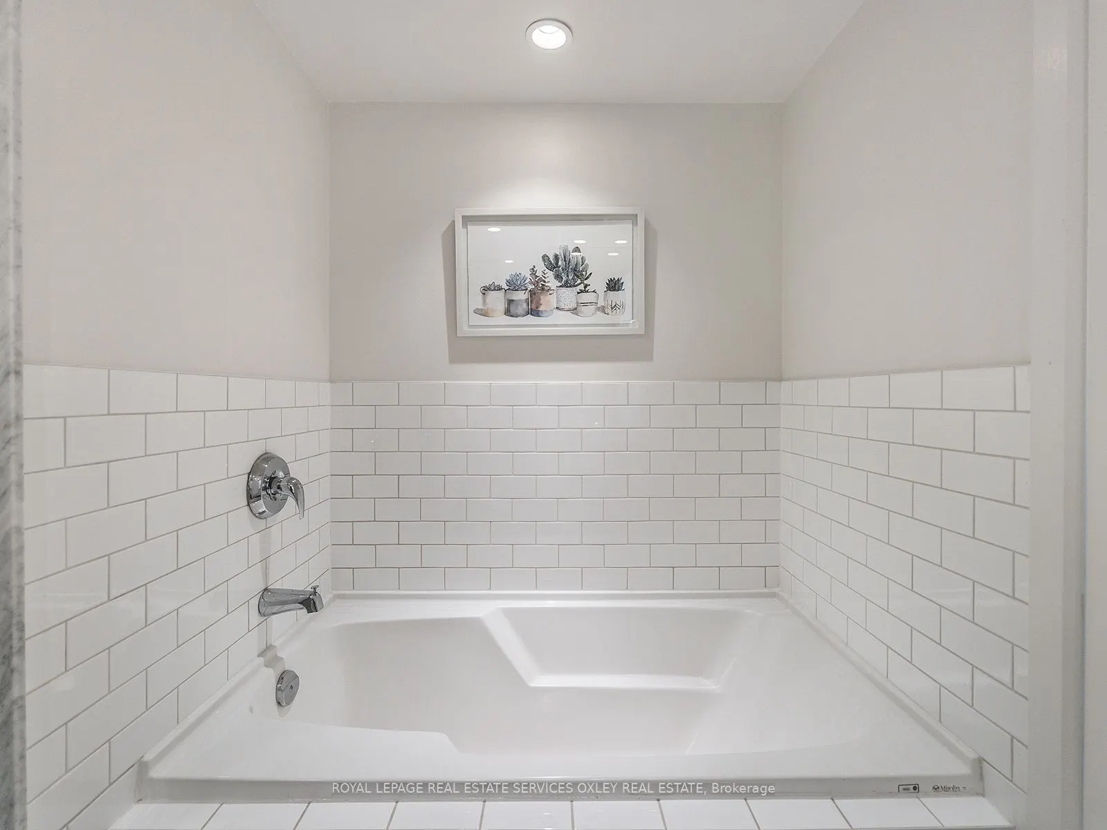 8 Park Road, #3312