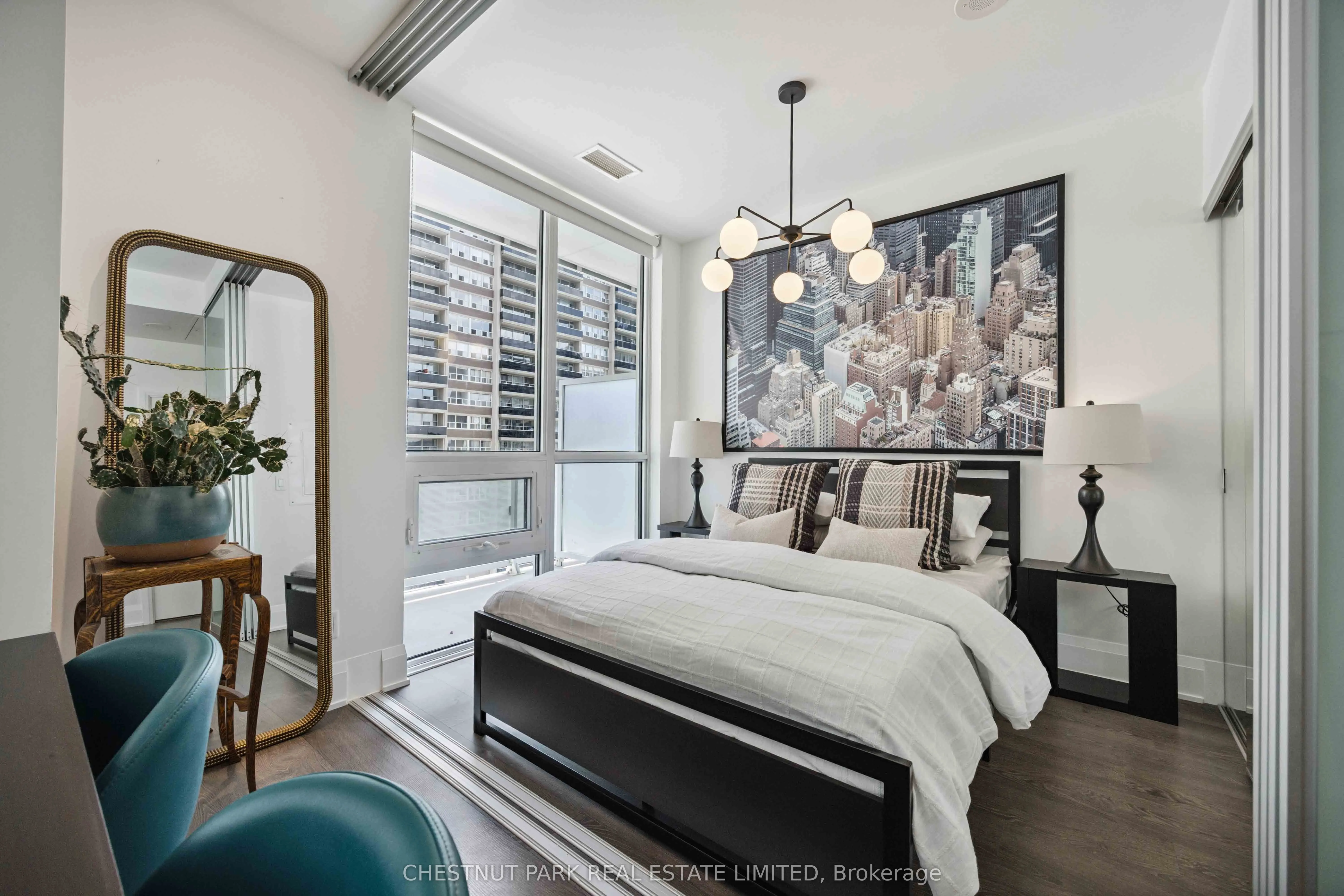101 Erskine Avenue, #608