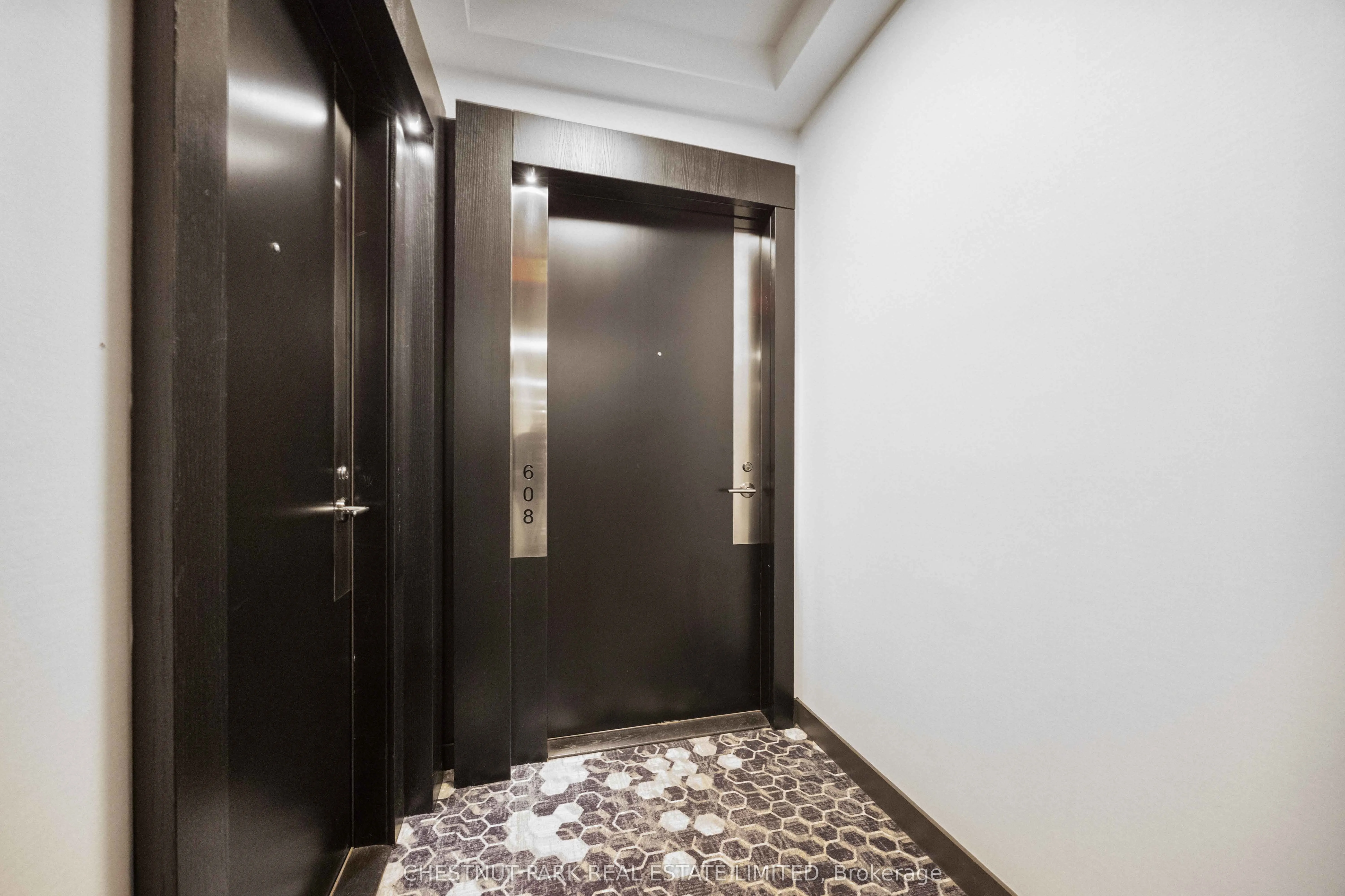101 Erskine Avenue, #608