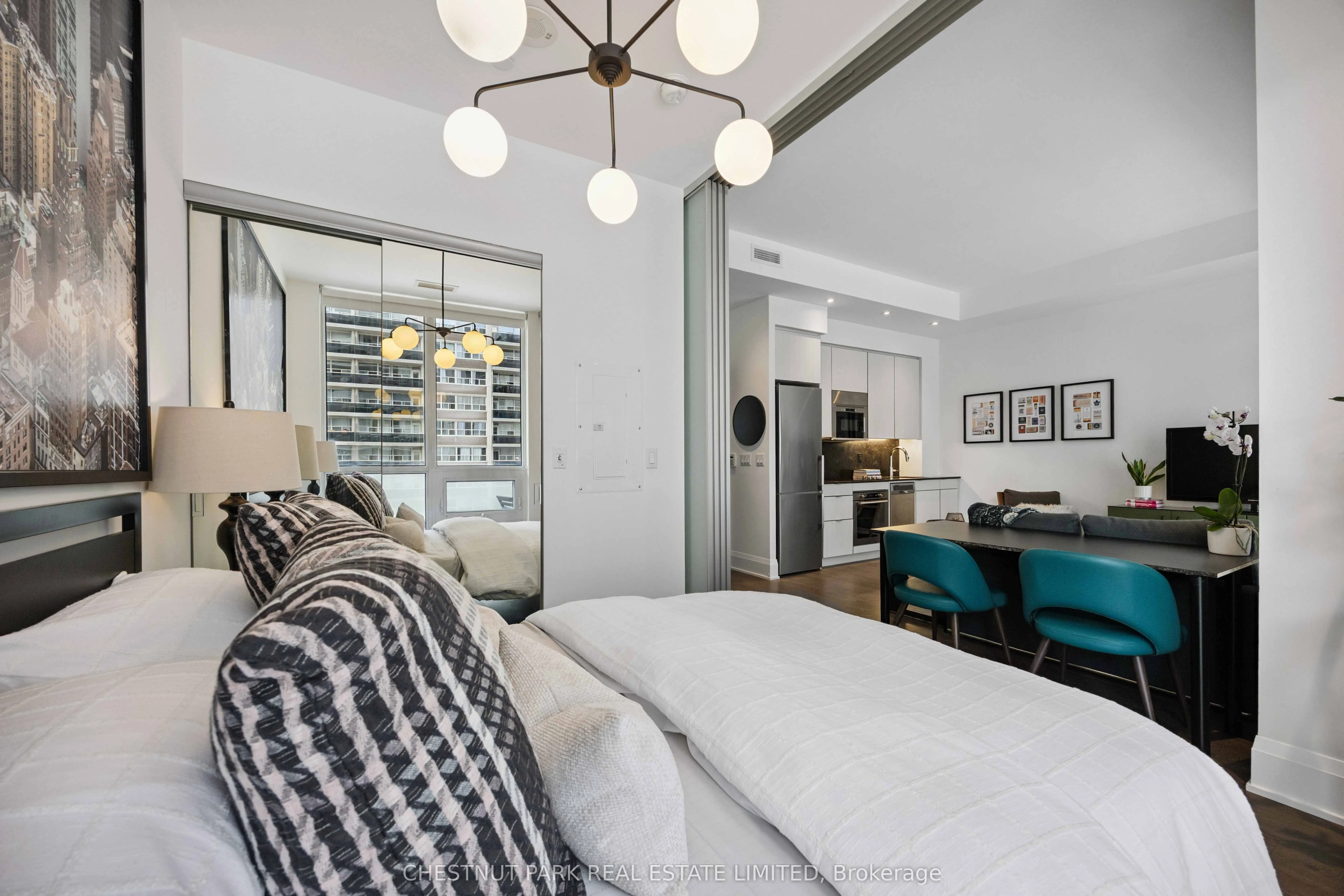 101 Erskine Avenue, #608