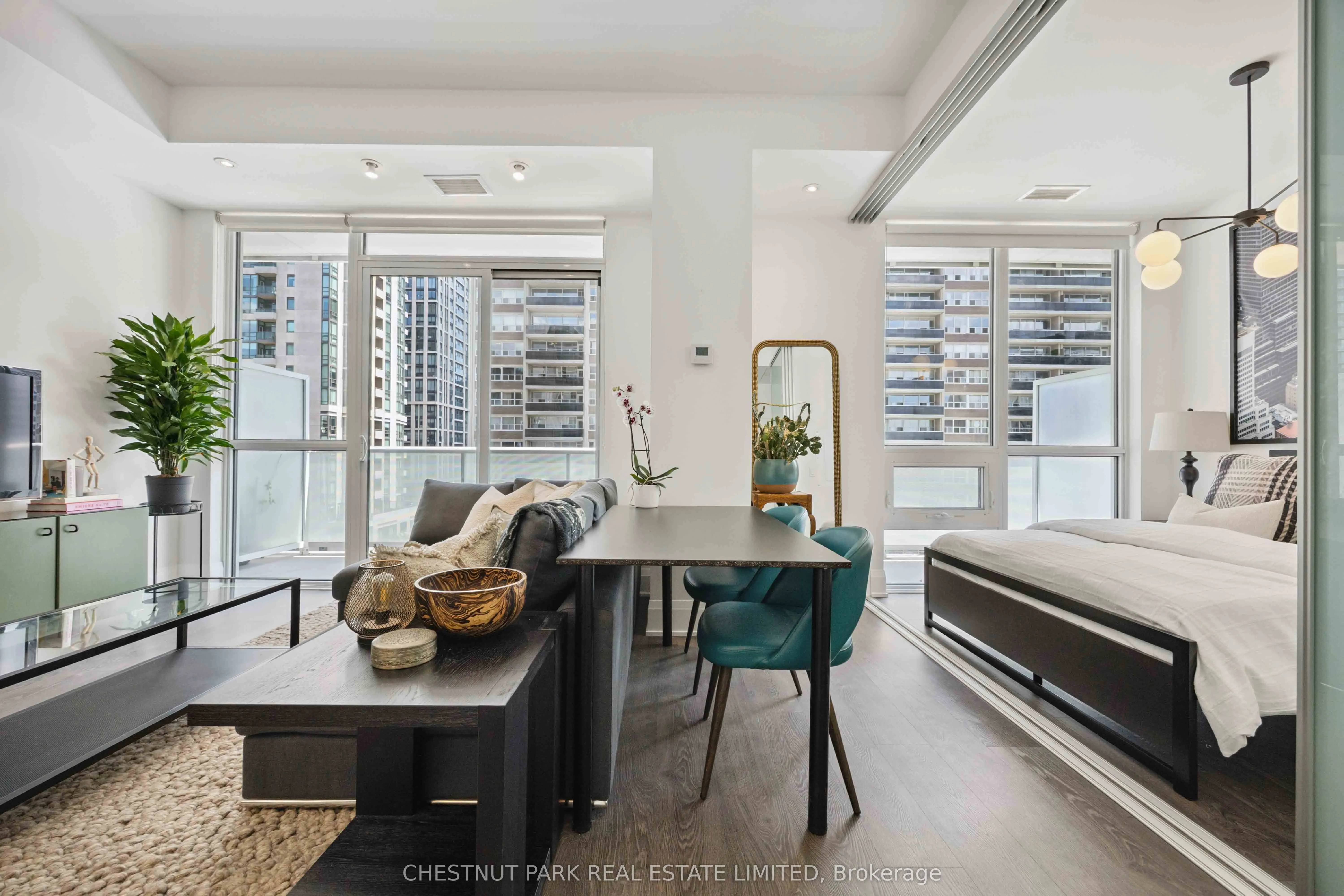 101 Erskine Avenue, #608