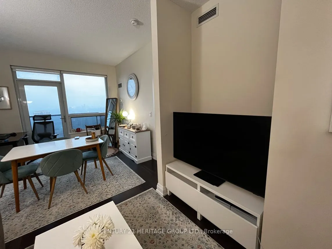 5 Sheppard Avenue E, #3216