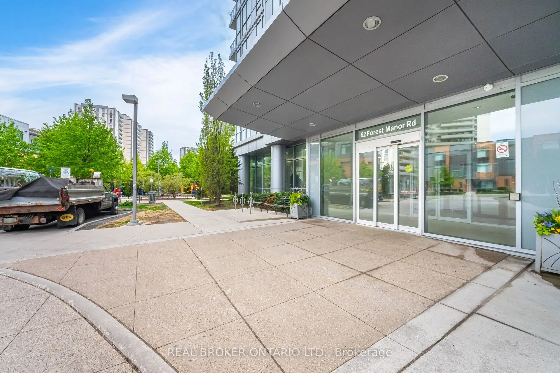 62 Forest Manor Road, #306