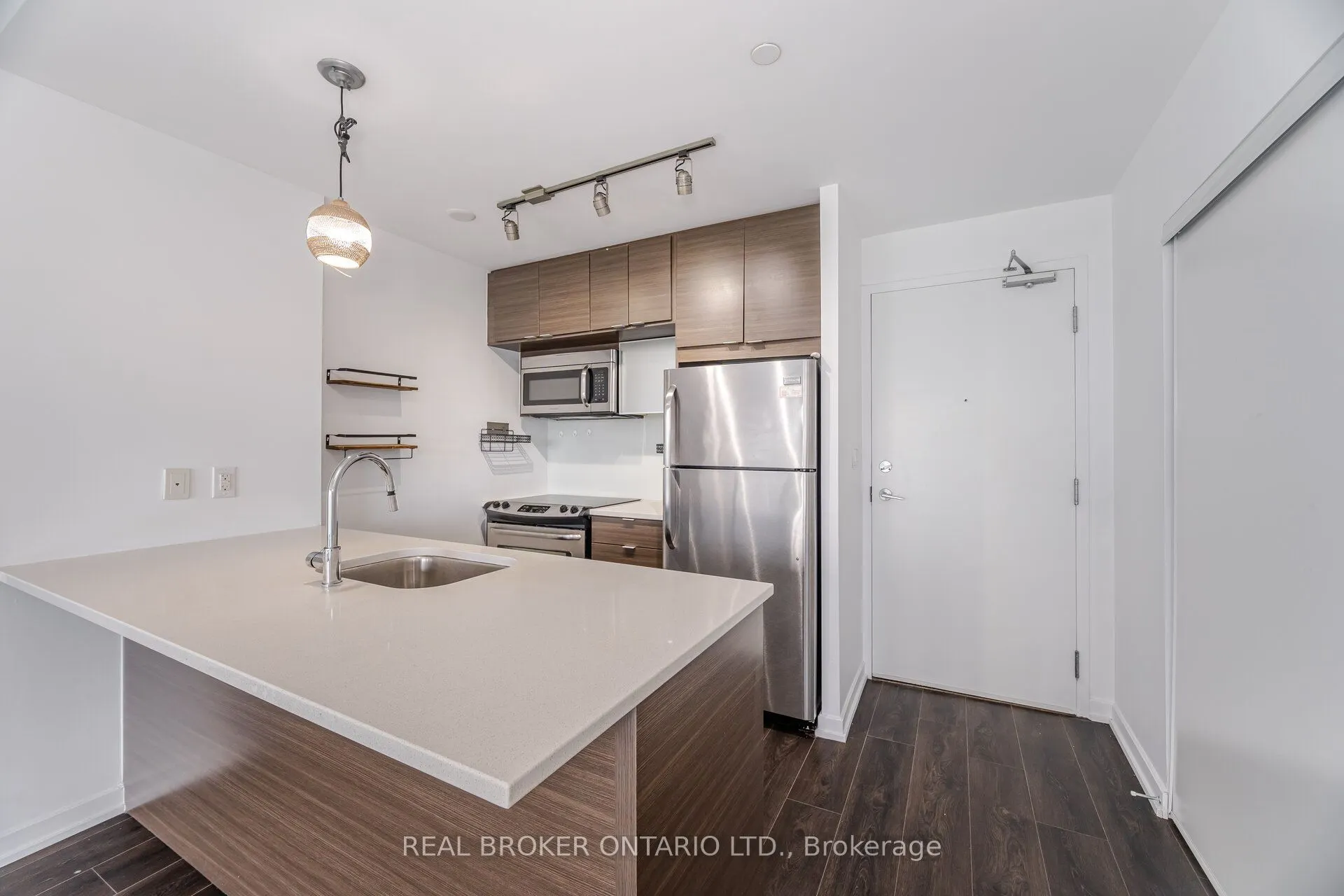 62 Forest Manor Road, #306