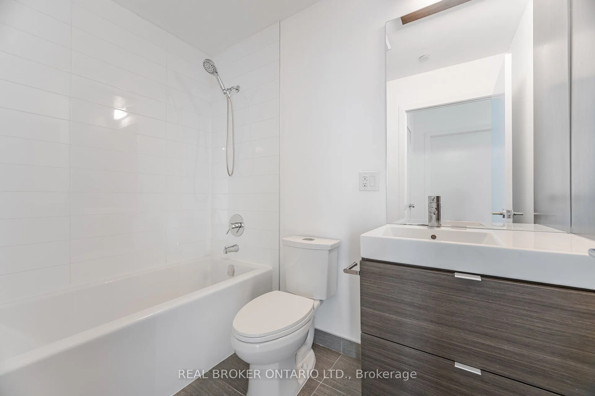 62 Forest Manor Road, #306