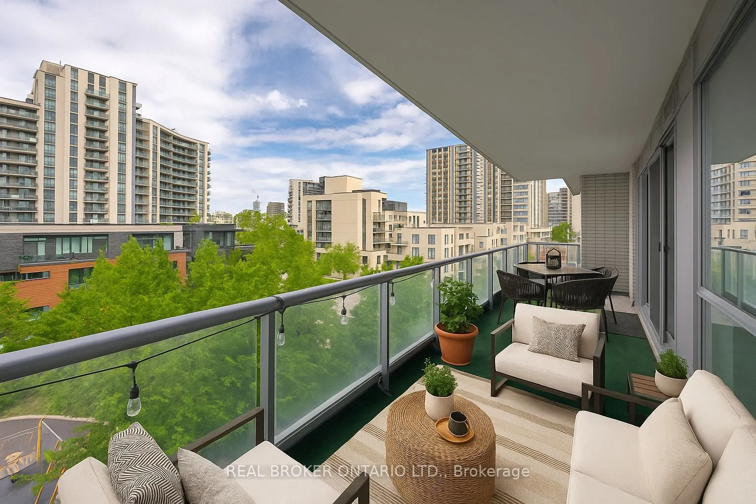 62 Forest Manor Road, #306