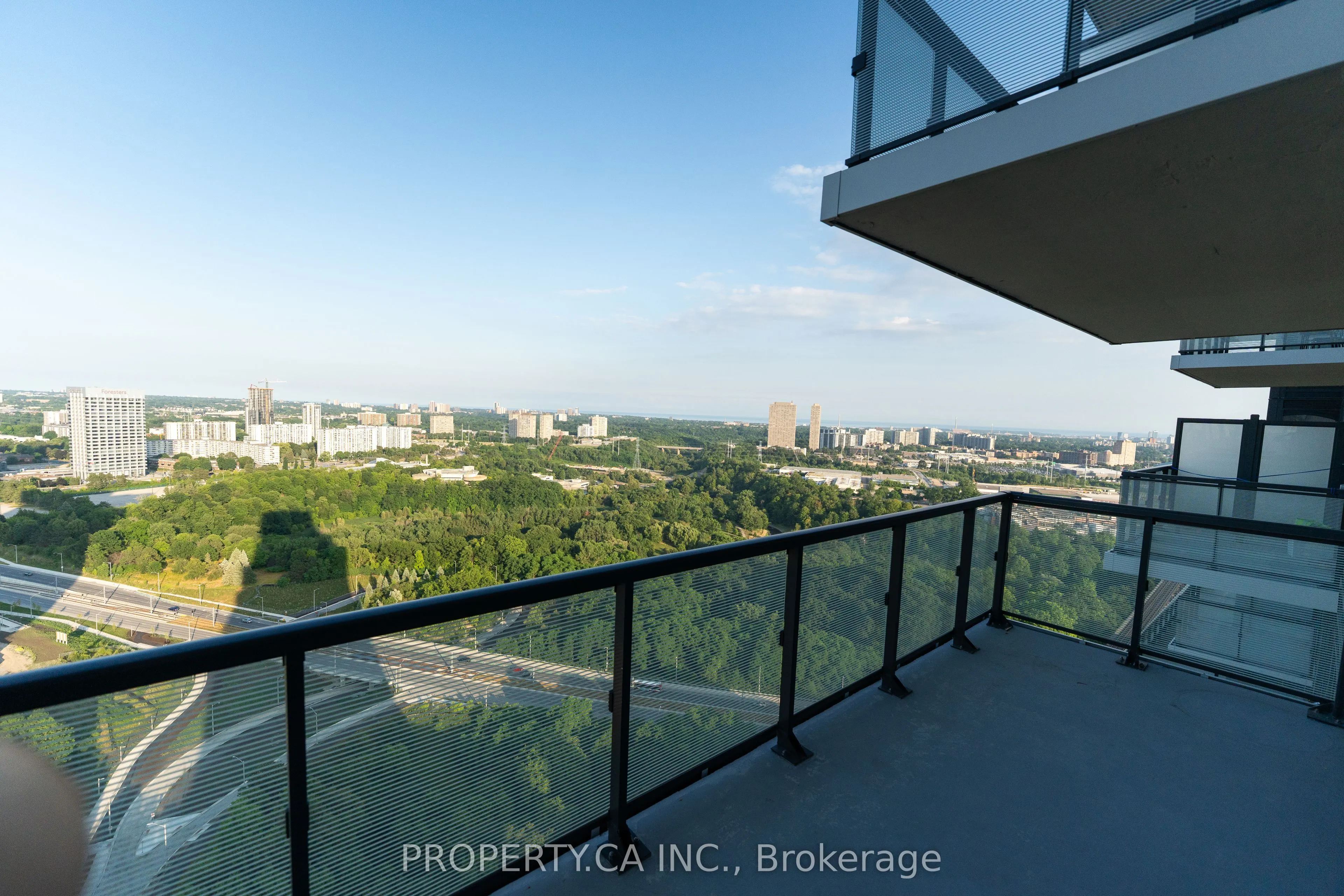 30 Inn on the Park Drive, #3104