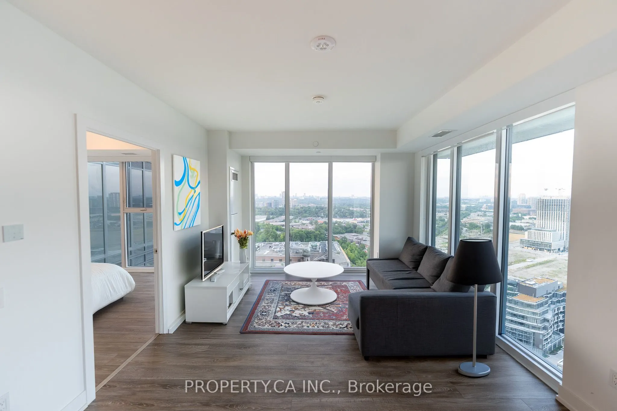 30 Inn on the Park Drive, #3104
