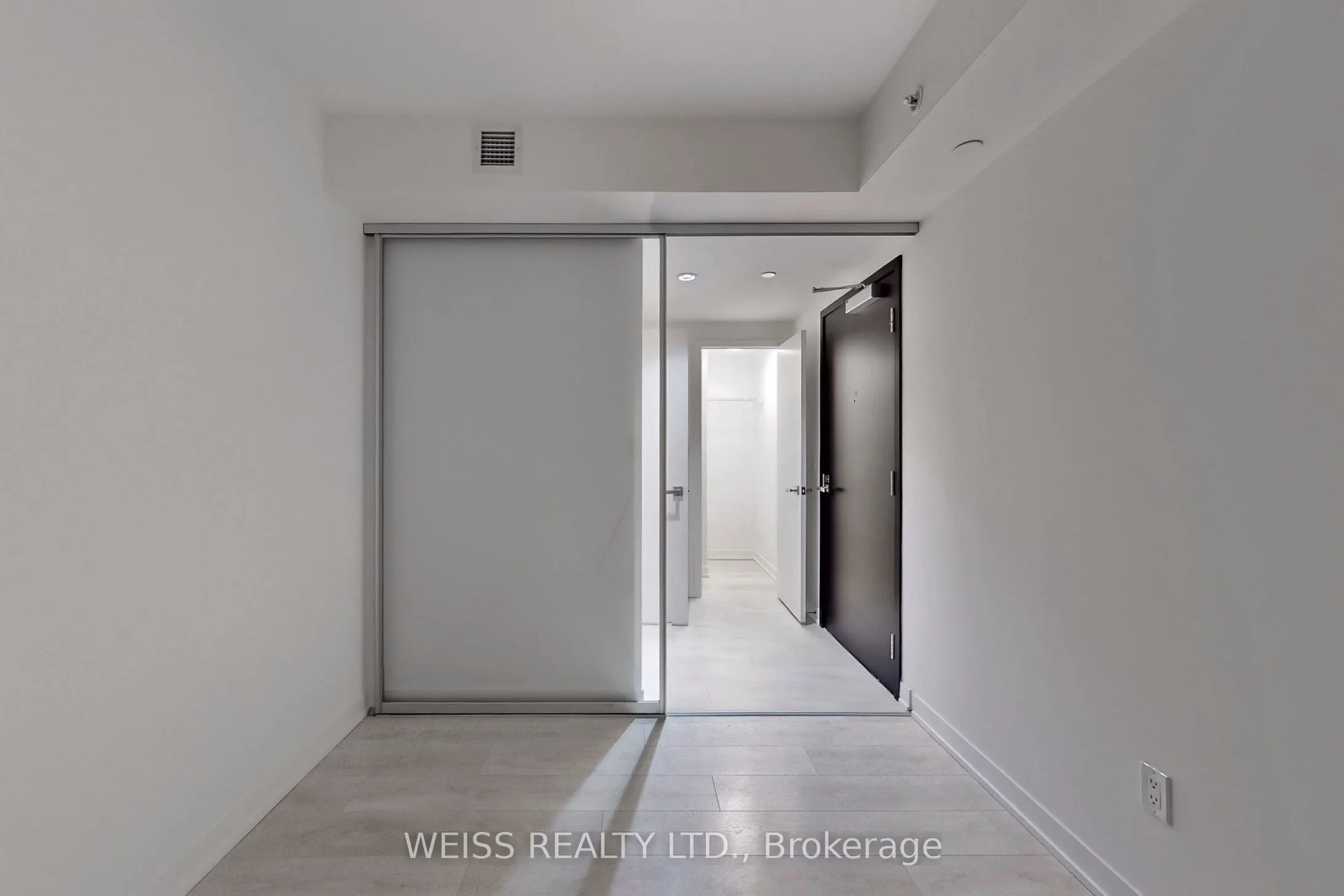 31 Tippett Road, #221