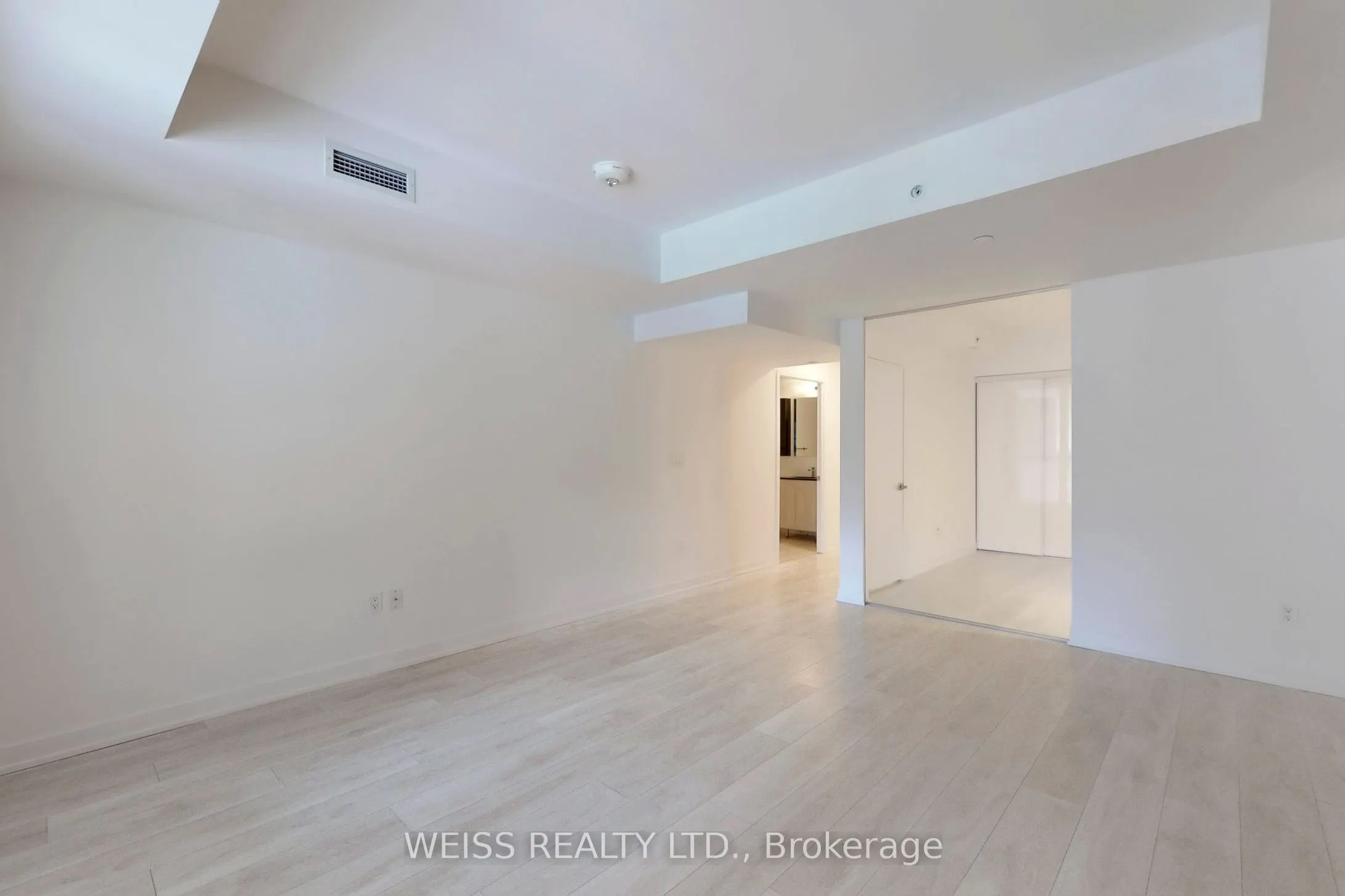 31 Tippett Road, #221