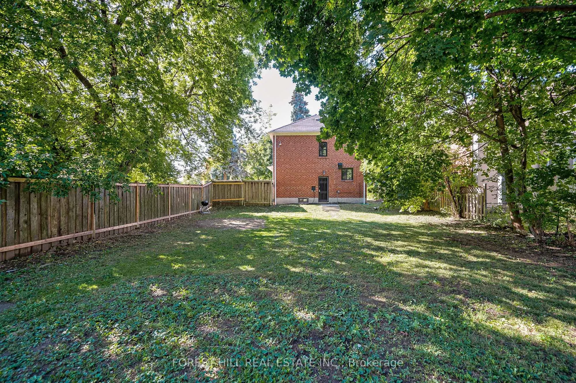 27 Westgate Boulevard