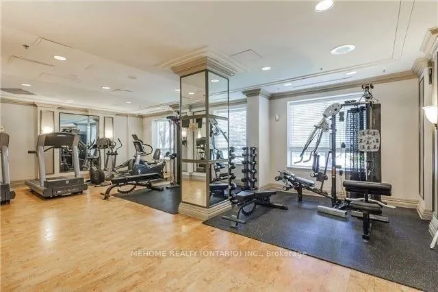 18 Sommerset Way, #1210
