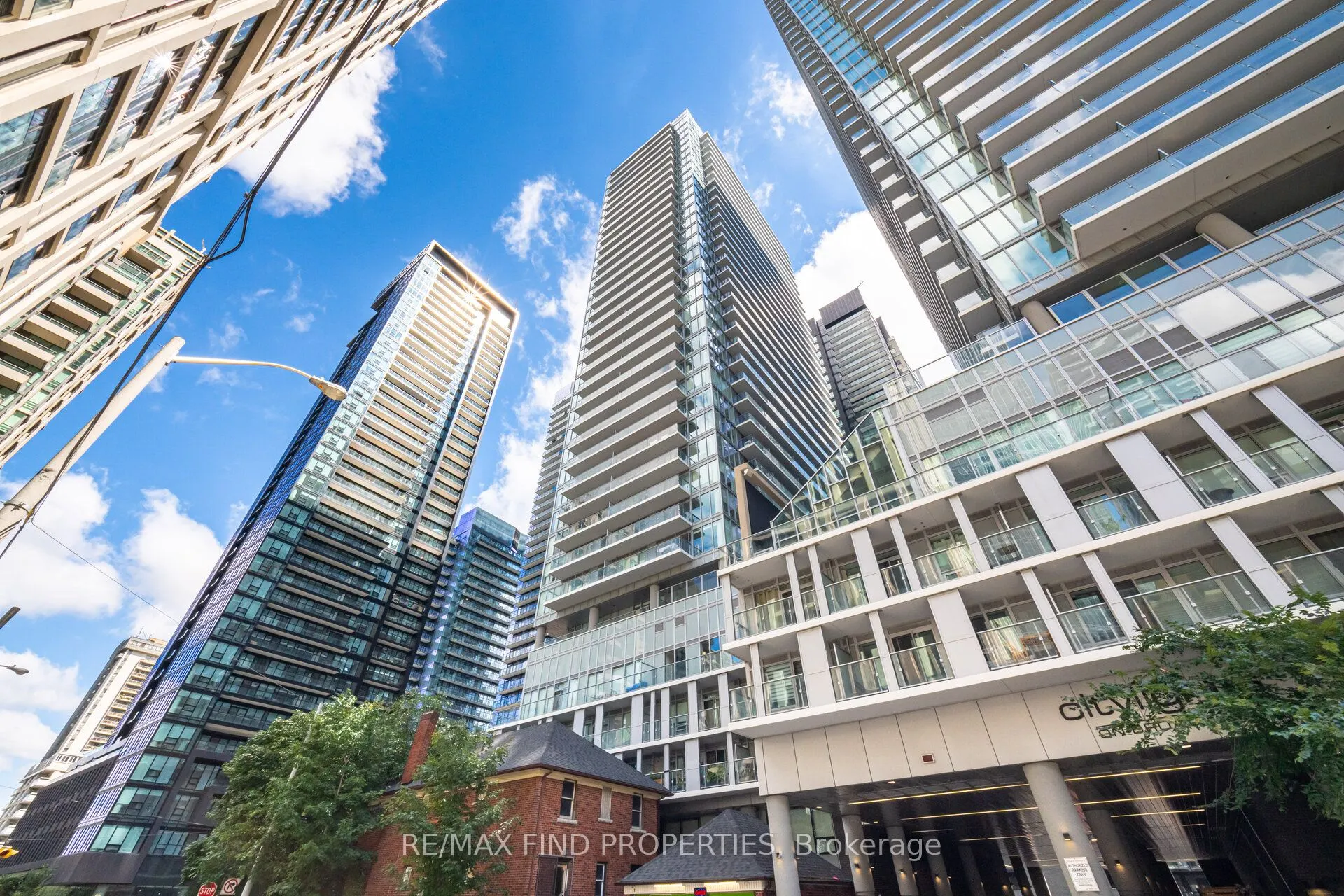 99 Broadway Avenue, #2304