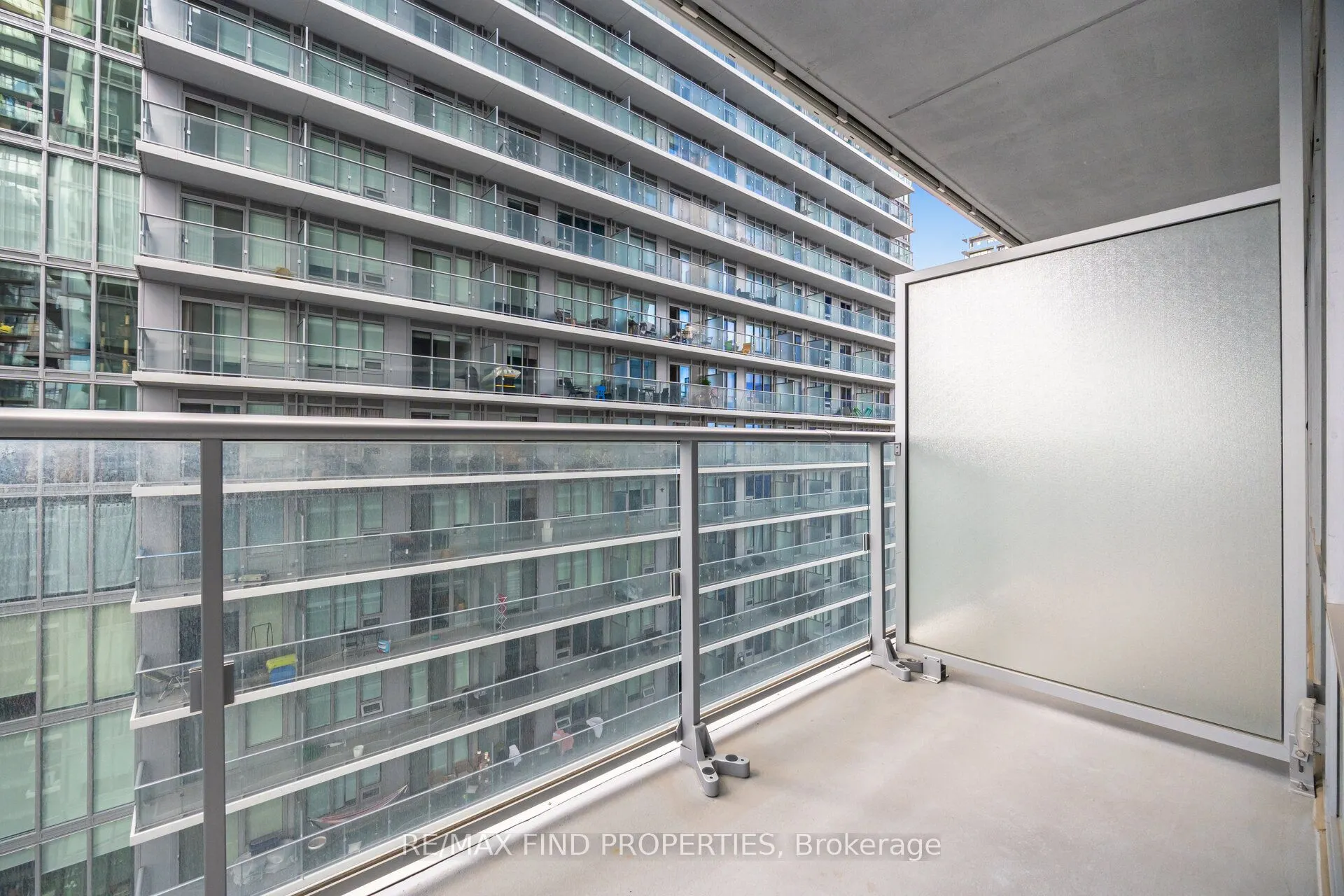99 Broadway Avenue, #2304