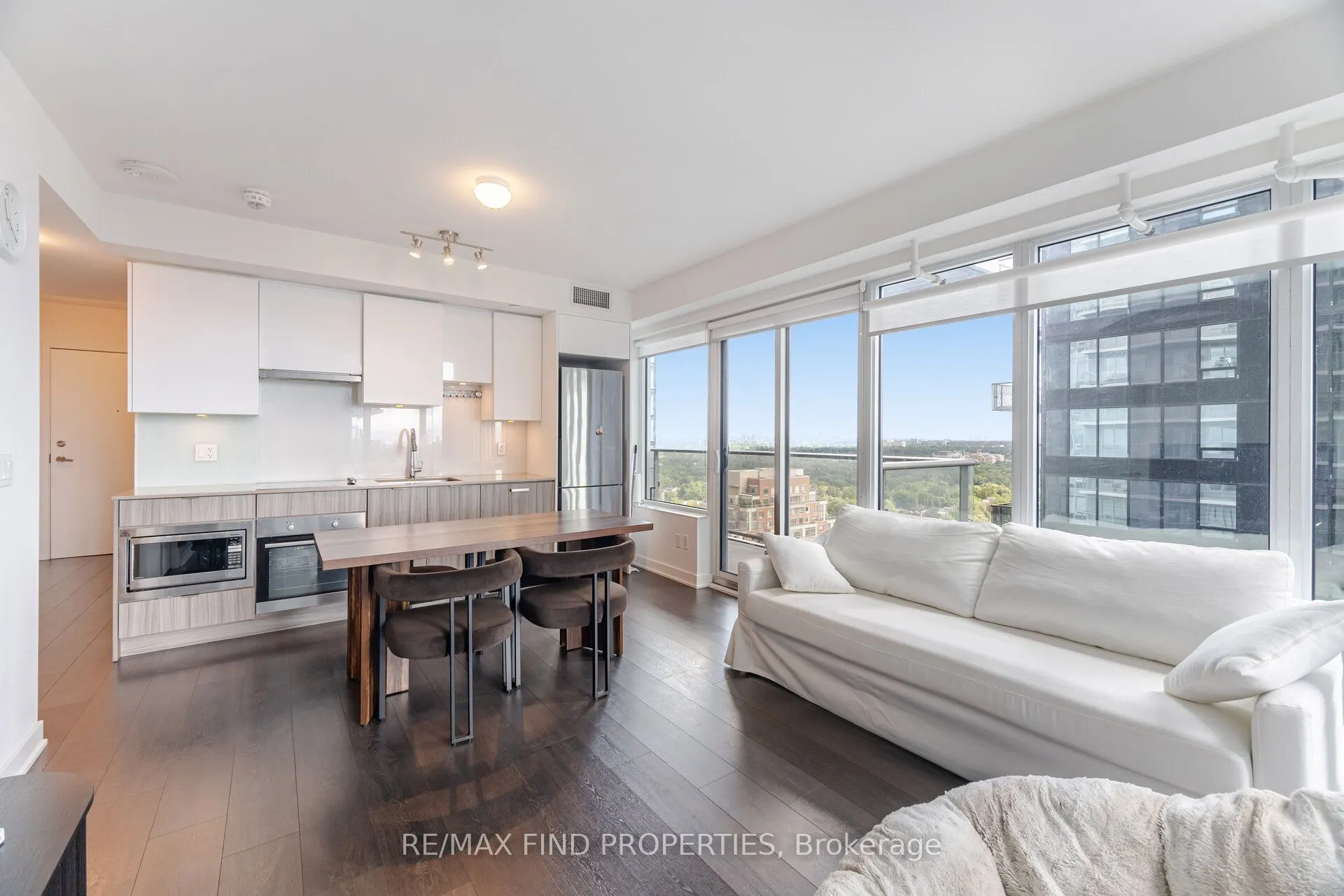 99 Broadway Avenue, #2304