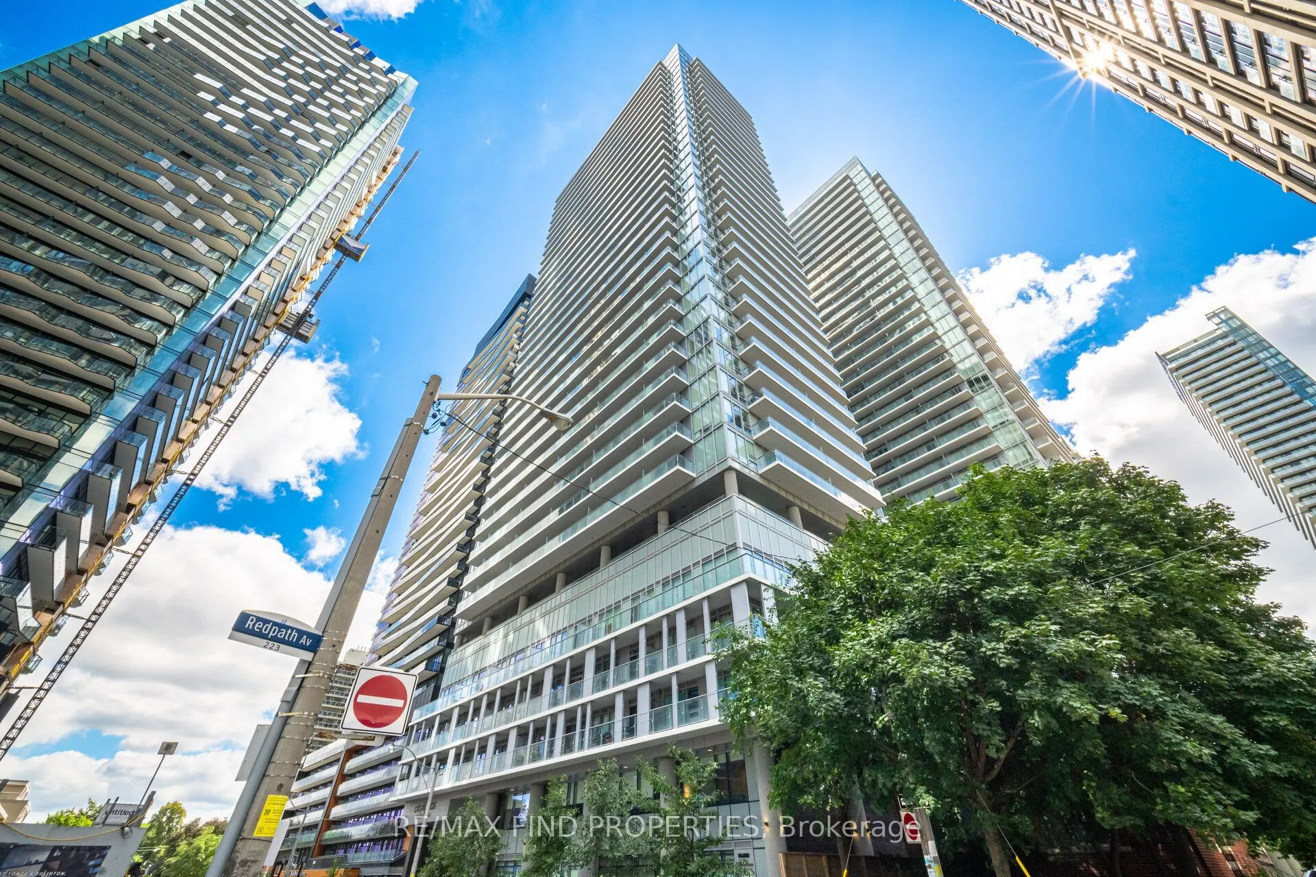 99 Broadway Avenue, #2304