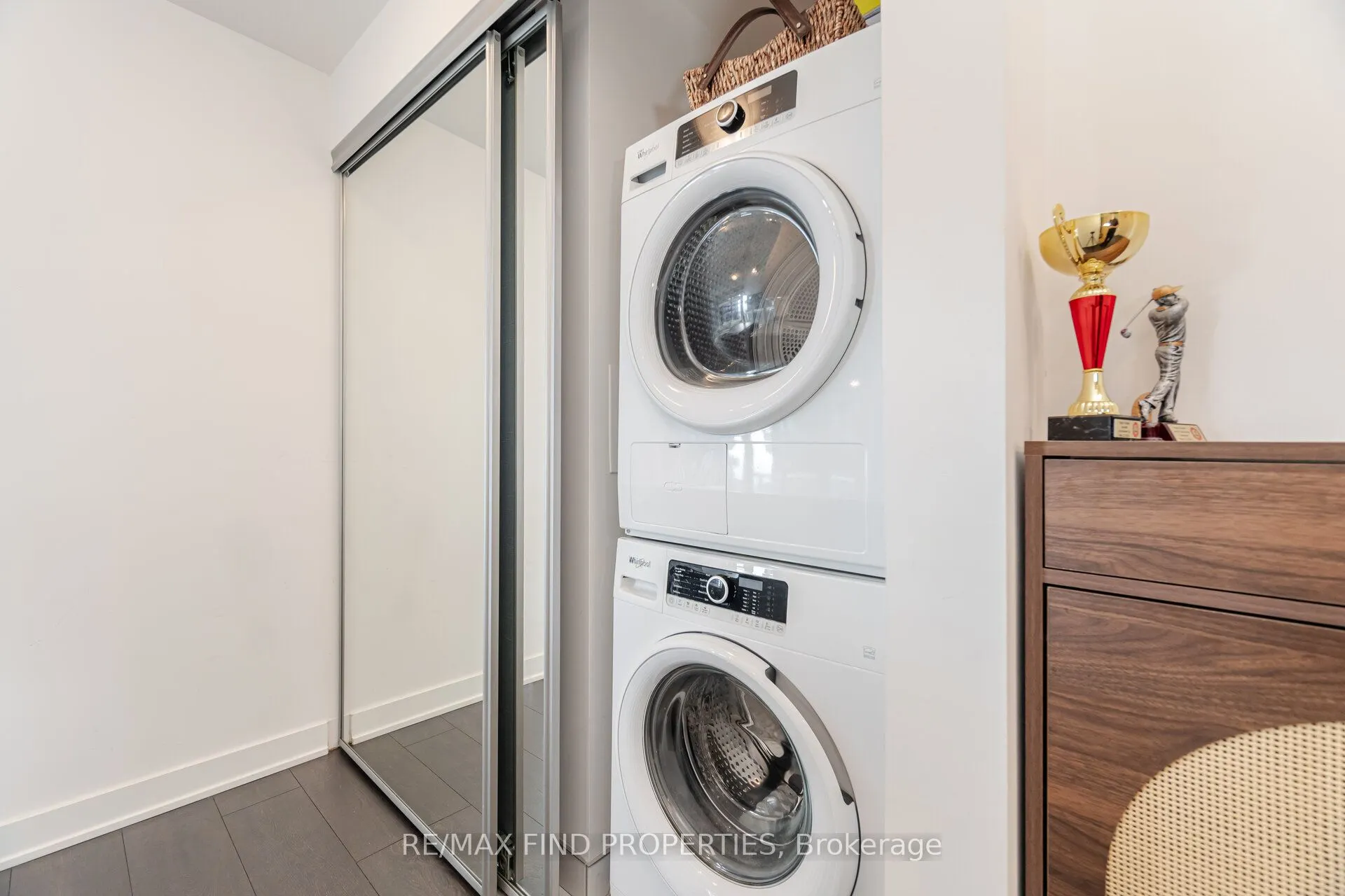 99 Broadway Avenue, #2304
